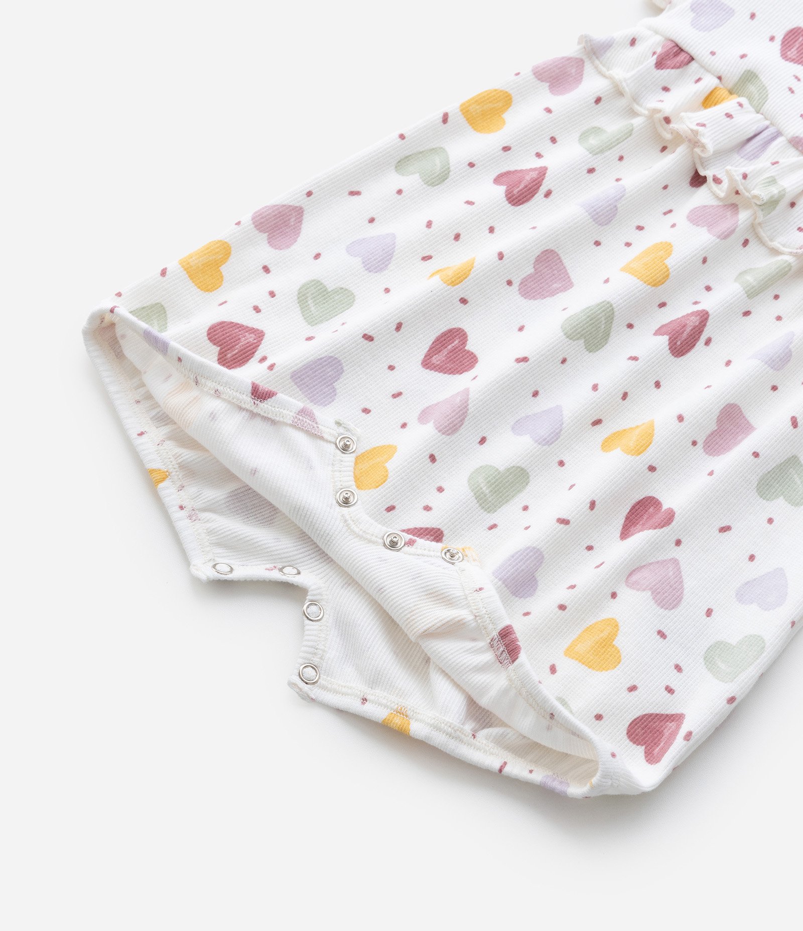 Macaquinho Infantil em Ribana com Estampa Corações - Tam 0 a 18 meses Branco 6