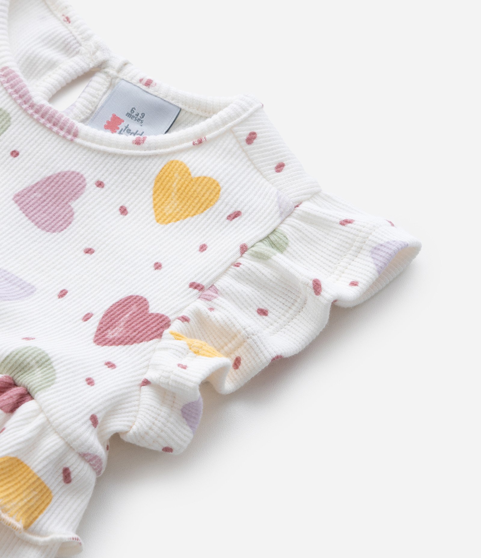 Macaquinho Infantil em Ribana com Estampa Corações - Tam 0 a 18 meses Branco 7
