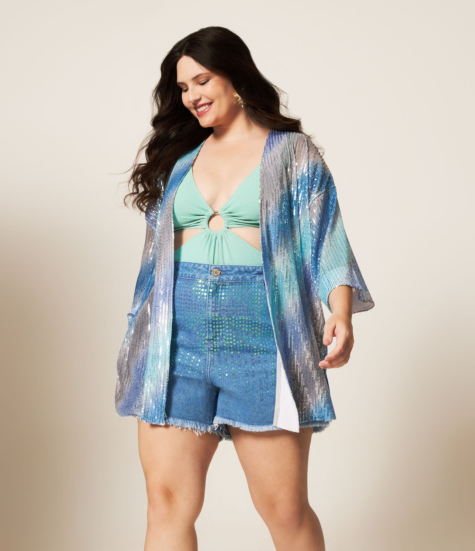 Kimono em Paetê com Listras Degradê Curve & Plus Size Azul 2