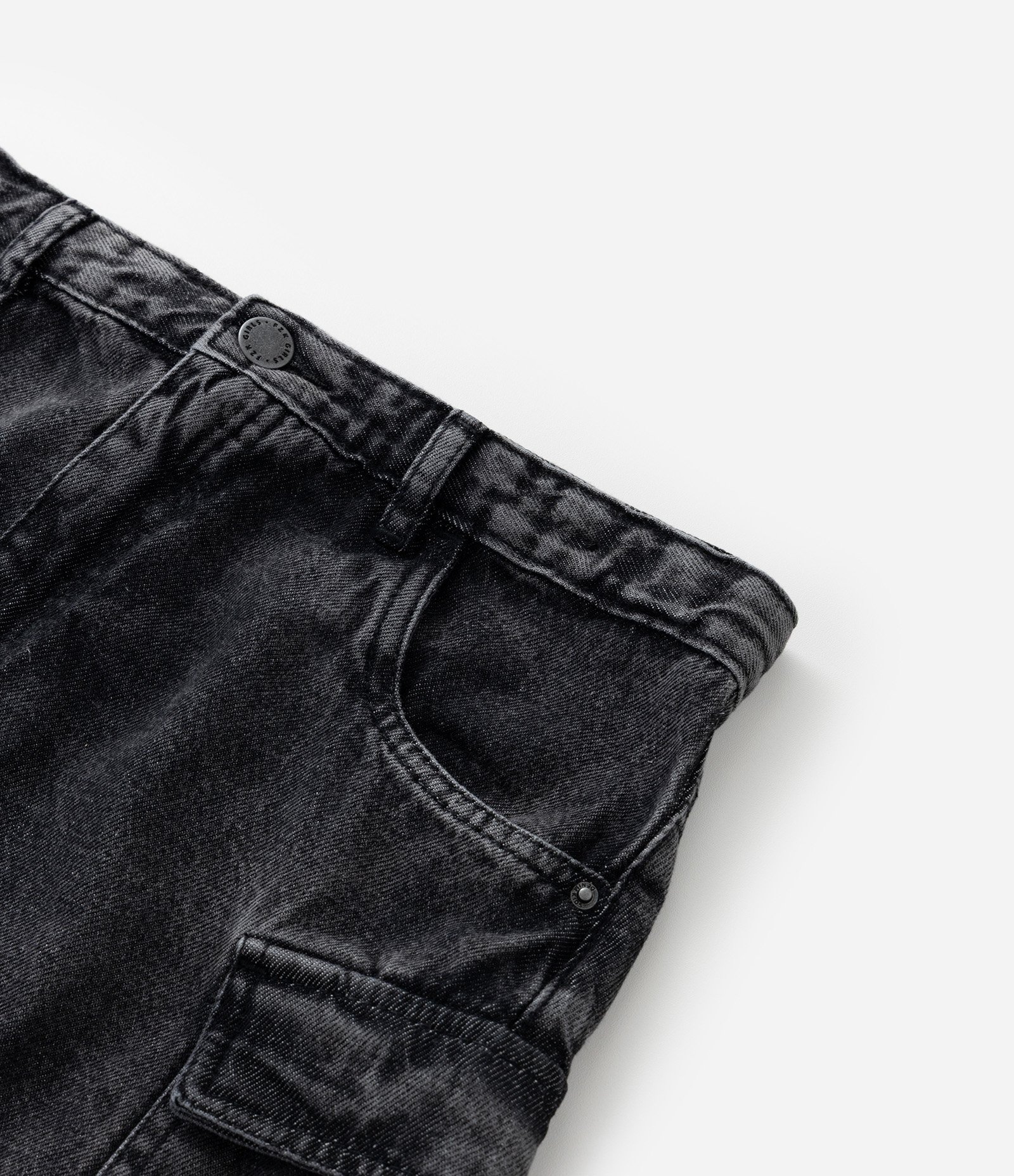 Saia Infantil em Jeans com Bolsos Cargo - Tam 5 a 14 Anos Preto 3