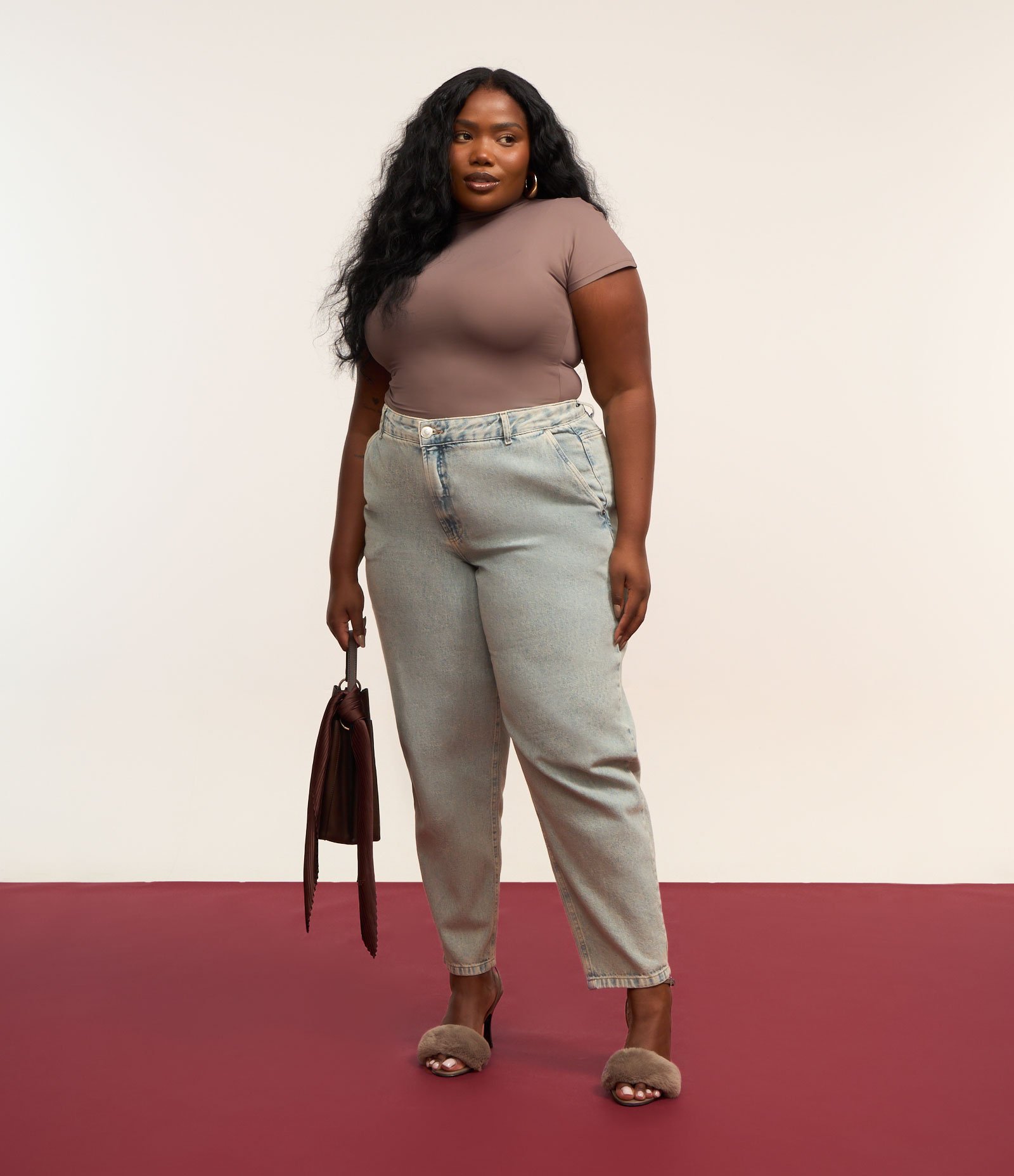 Body em Poliamida com Gola Alta Curve & Plus Size Marrom 2