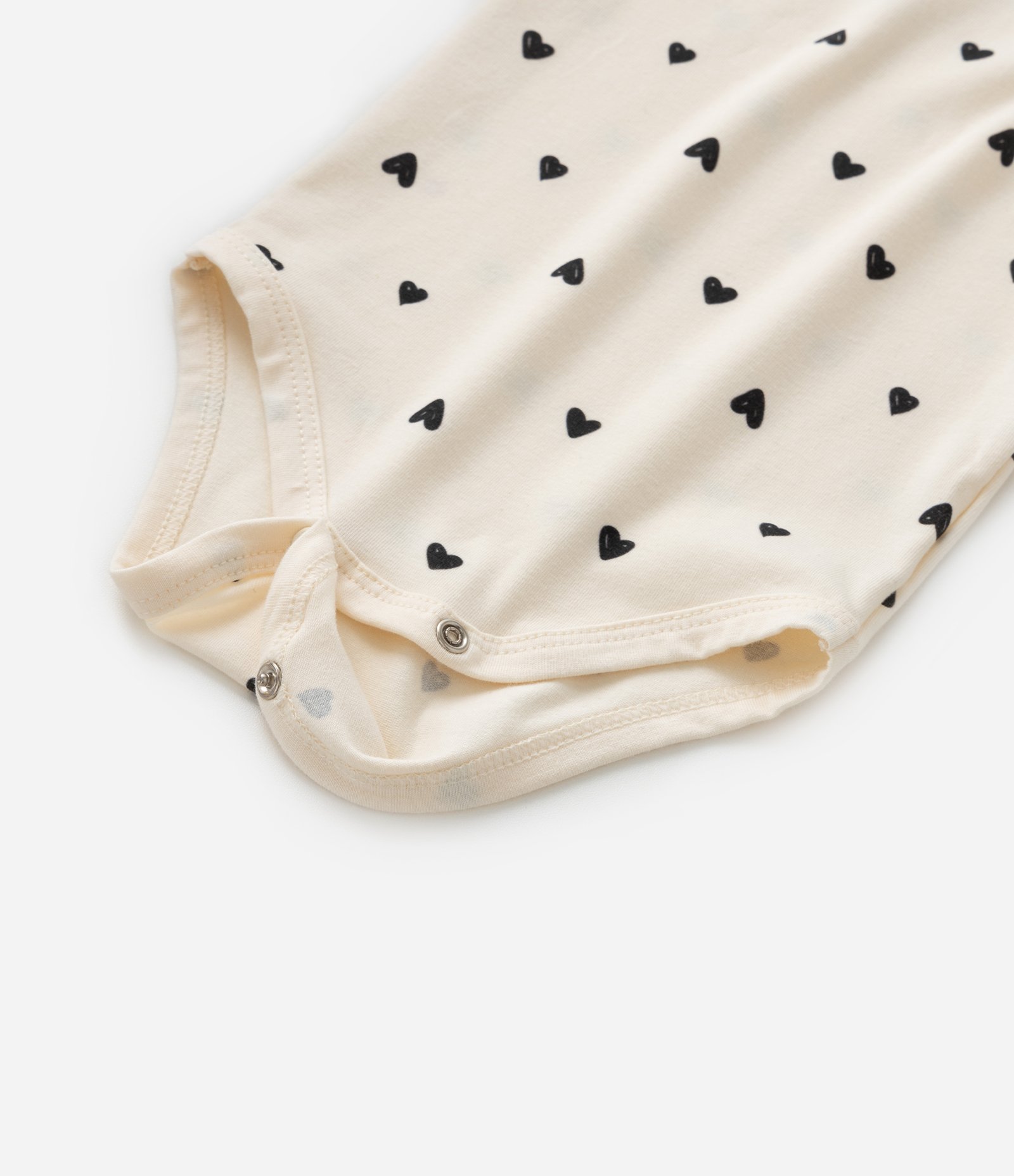 Body Infantil com Babados e Estampa de Corações - Tam 0 a 18 meses Bege 5