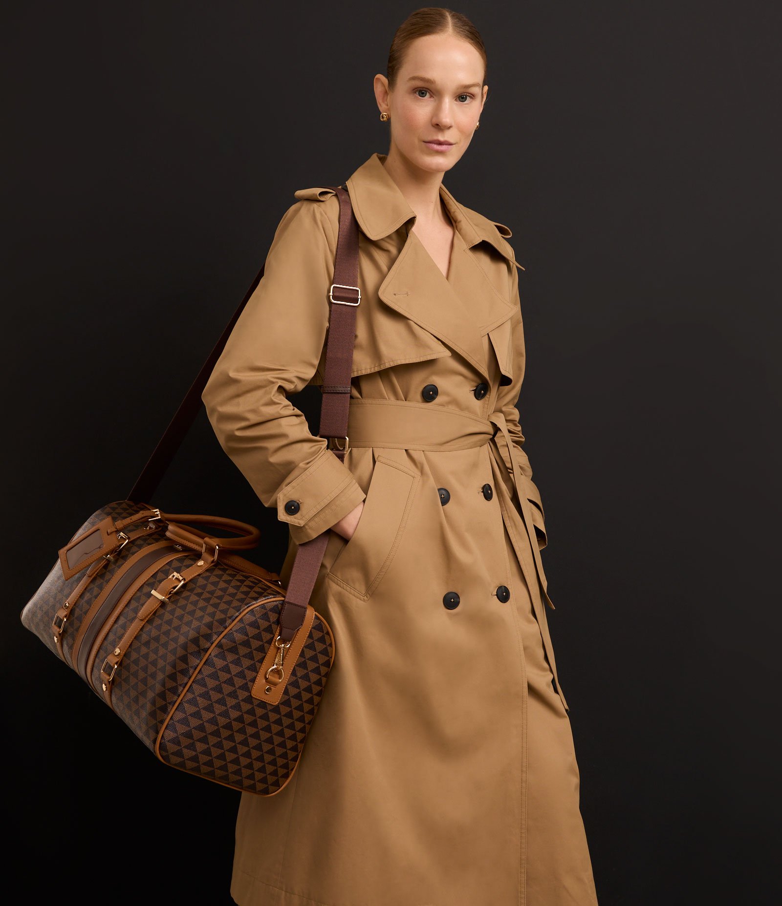 Bolsa Mala Grande com Alça Longa Removível com Estampa de Triângulo Marrom 9