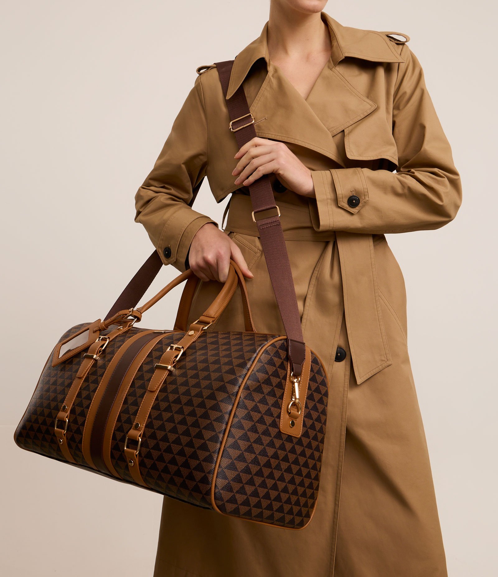 Bolsa Mala Grande com Alça Longa Removível com Estampa de Triângulo Marrom 10