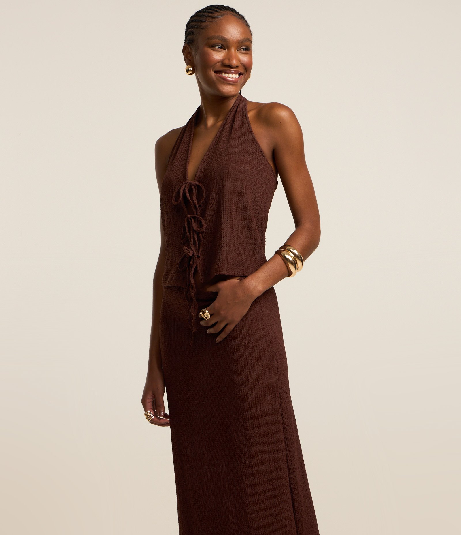 Saia Long Midi Texturizada com Fenda Marrom 2