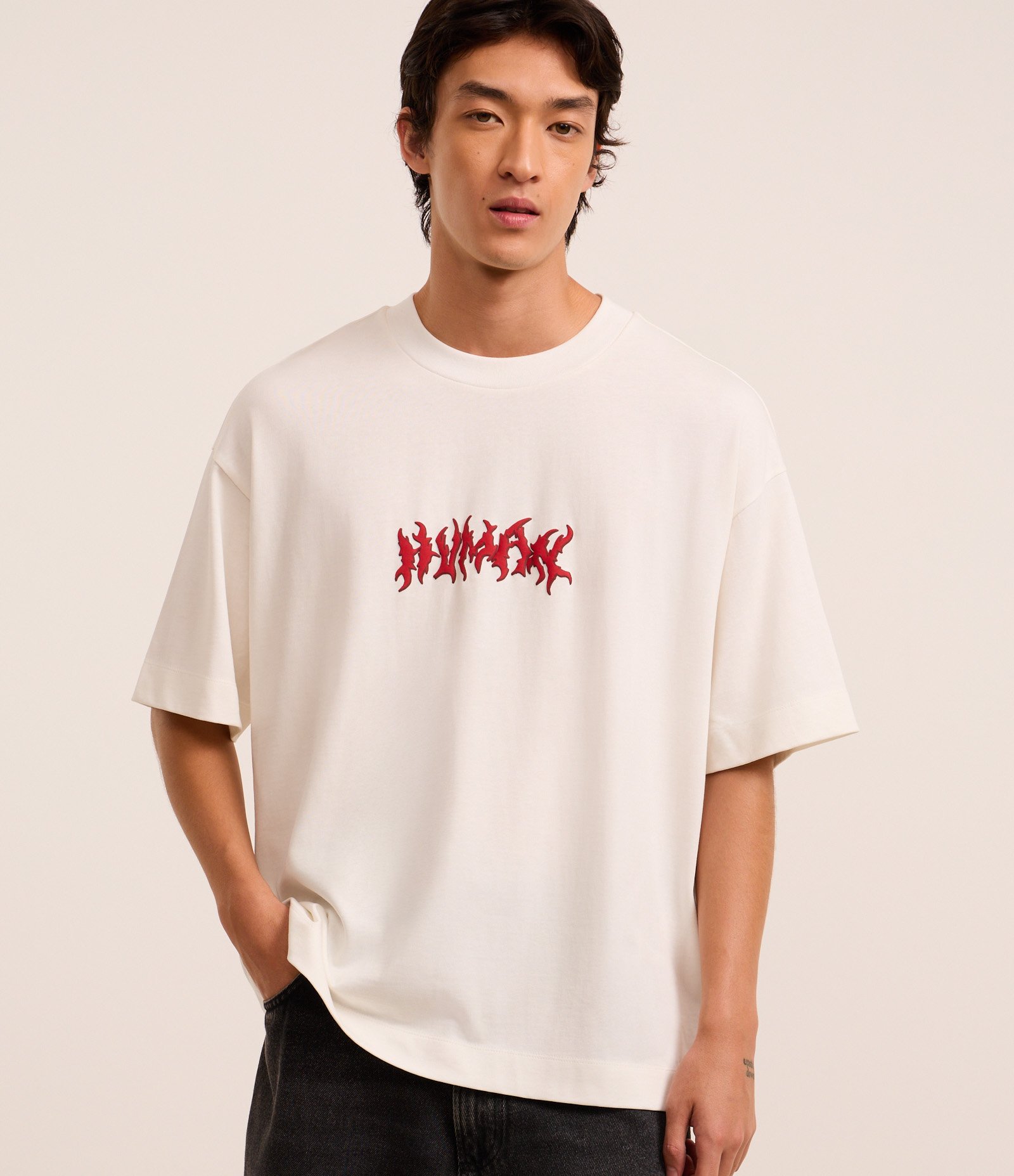 Camiseta Overboxy em Malhão com Estampa de Esqueleto Branco 2