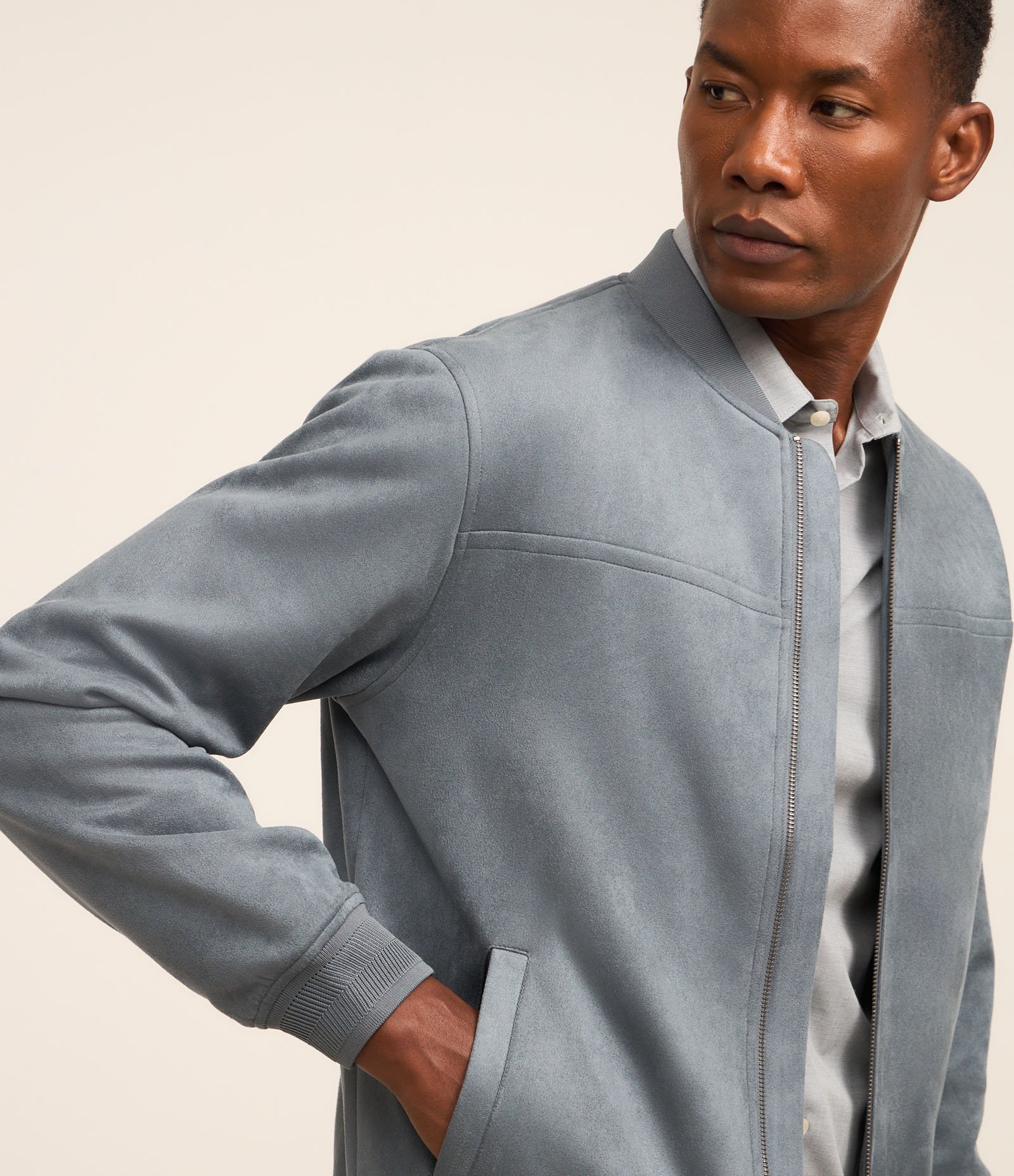 Jaqueta Bomber com Zíper e Bolsos 6