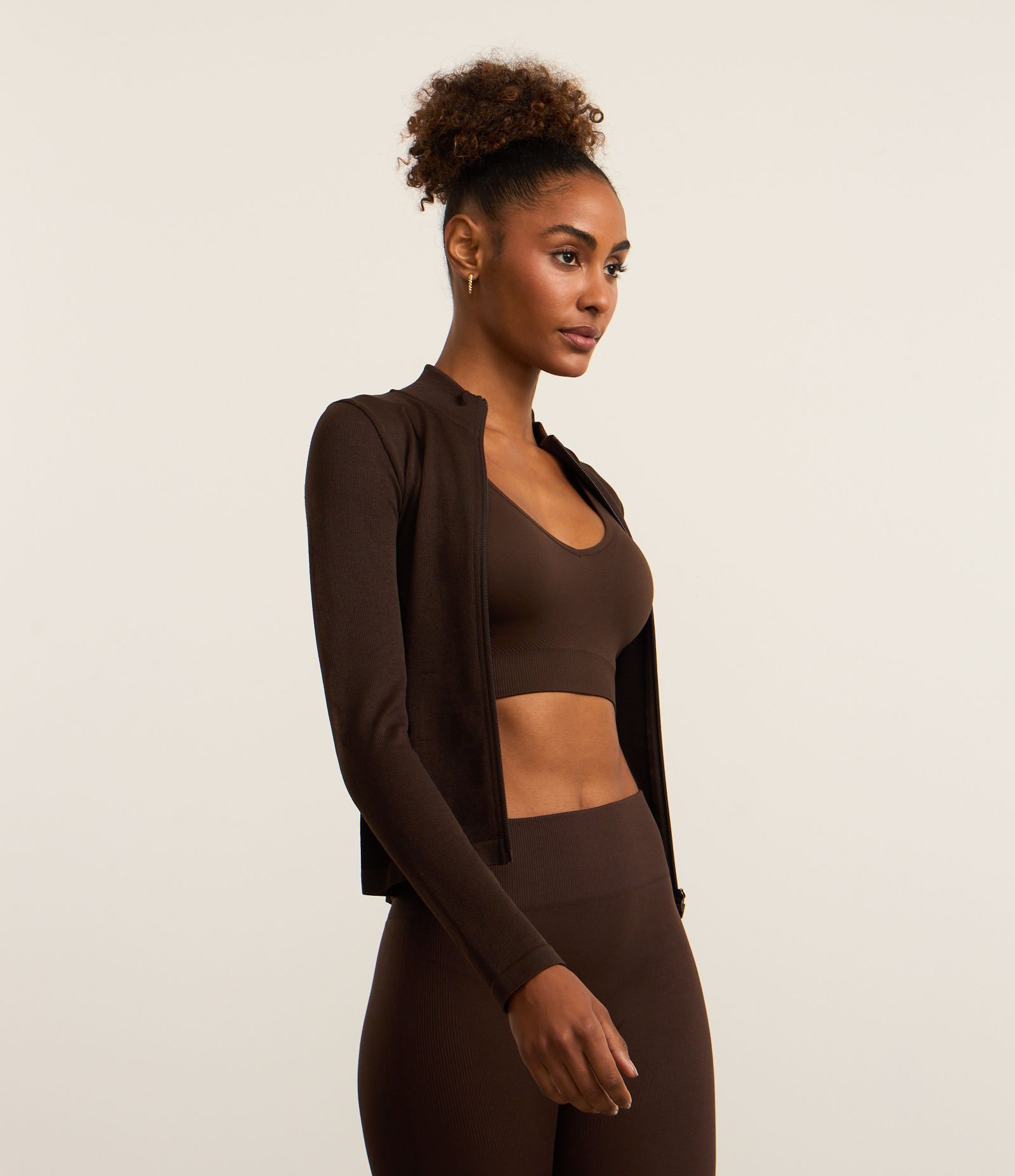 Jaqueta Esportiva Seamless com Golinha Alta Marrom 2