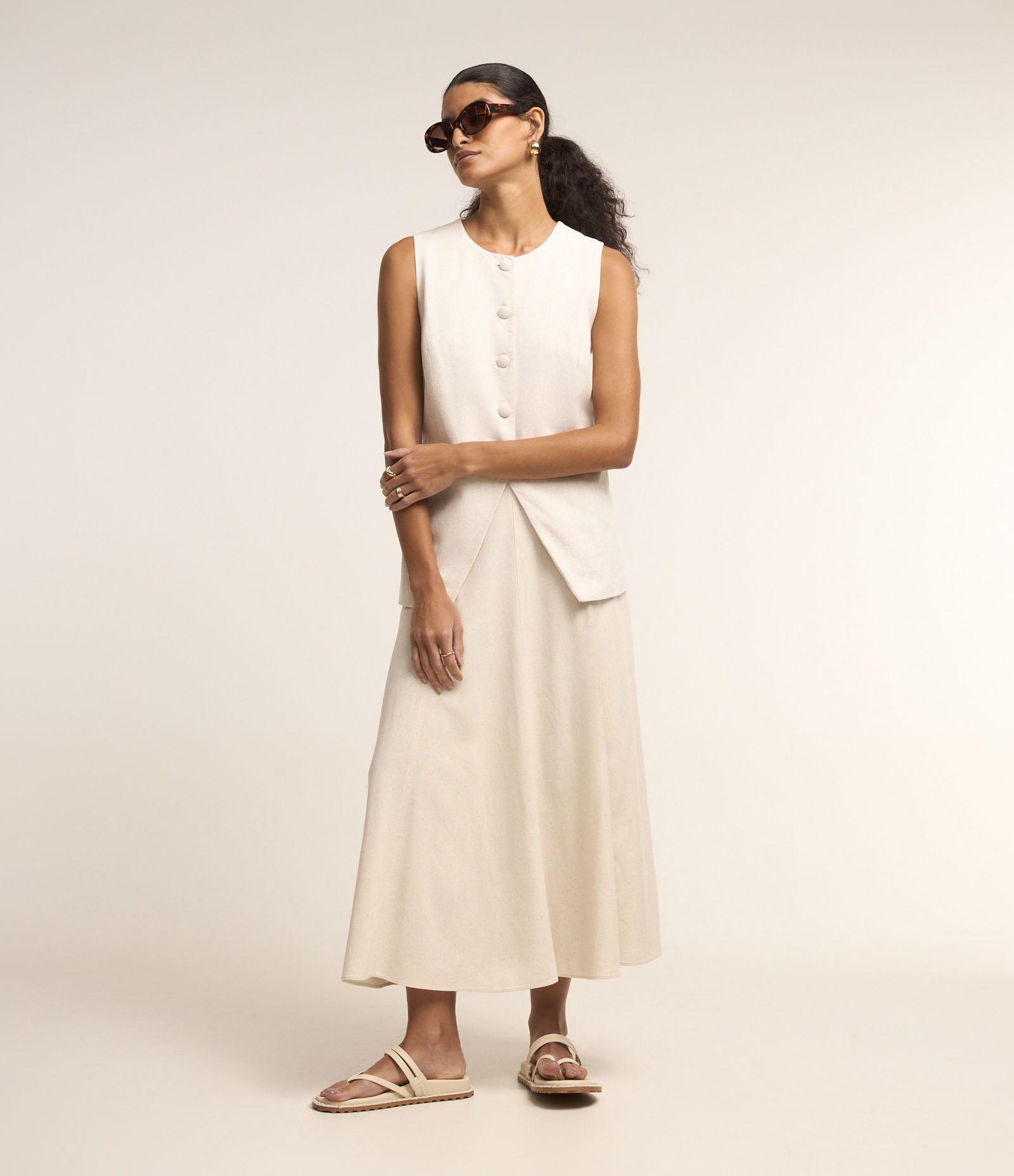 Saia Evasê Longa em Viscose com Linho e Recortes Branco 1