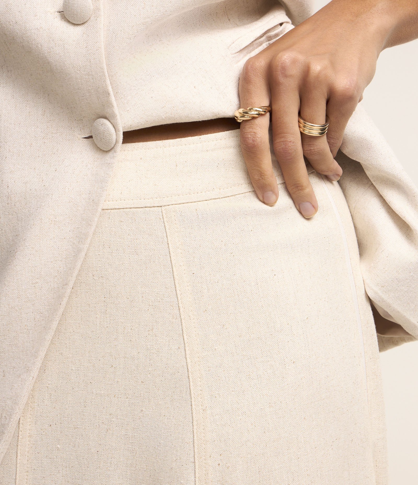 Saia Evasê Longa em Viscose com Linho e Recortes Branco 4