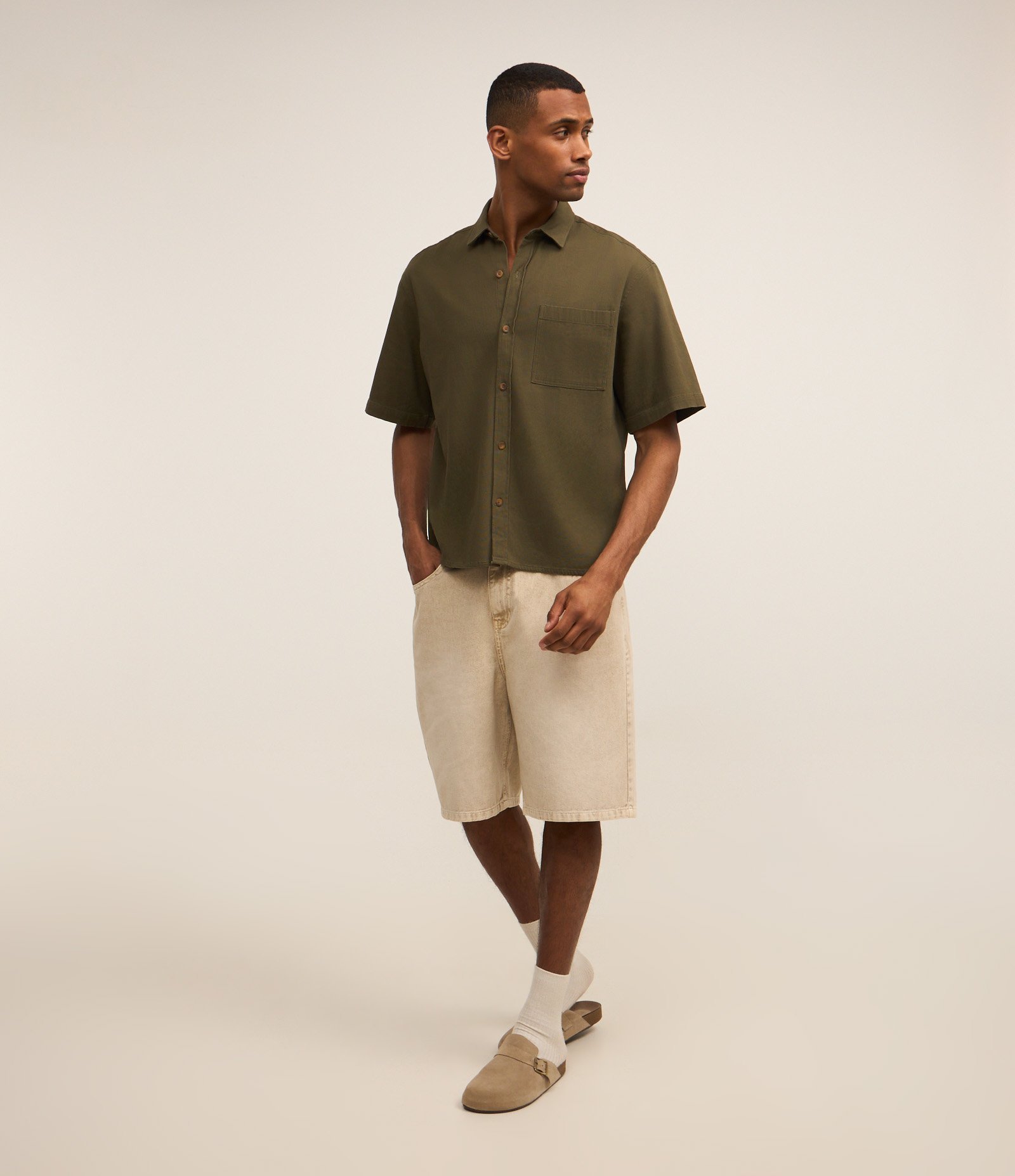 Camisa Boxy em Algodão com Bolso e Textura Verde 4
