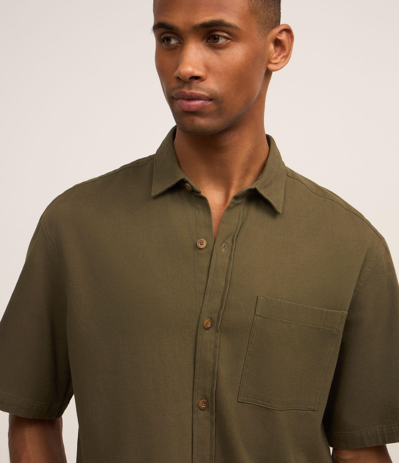 Camisa Boxy em Algodão com Bolso e Textura Verde 5