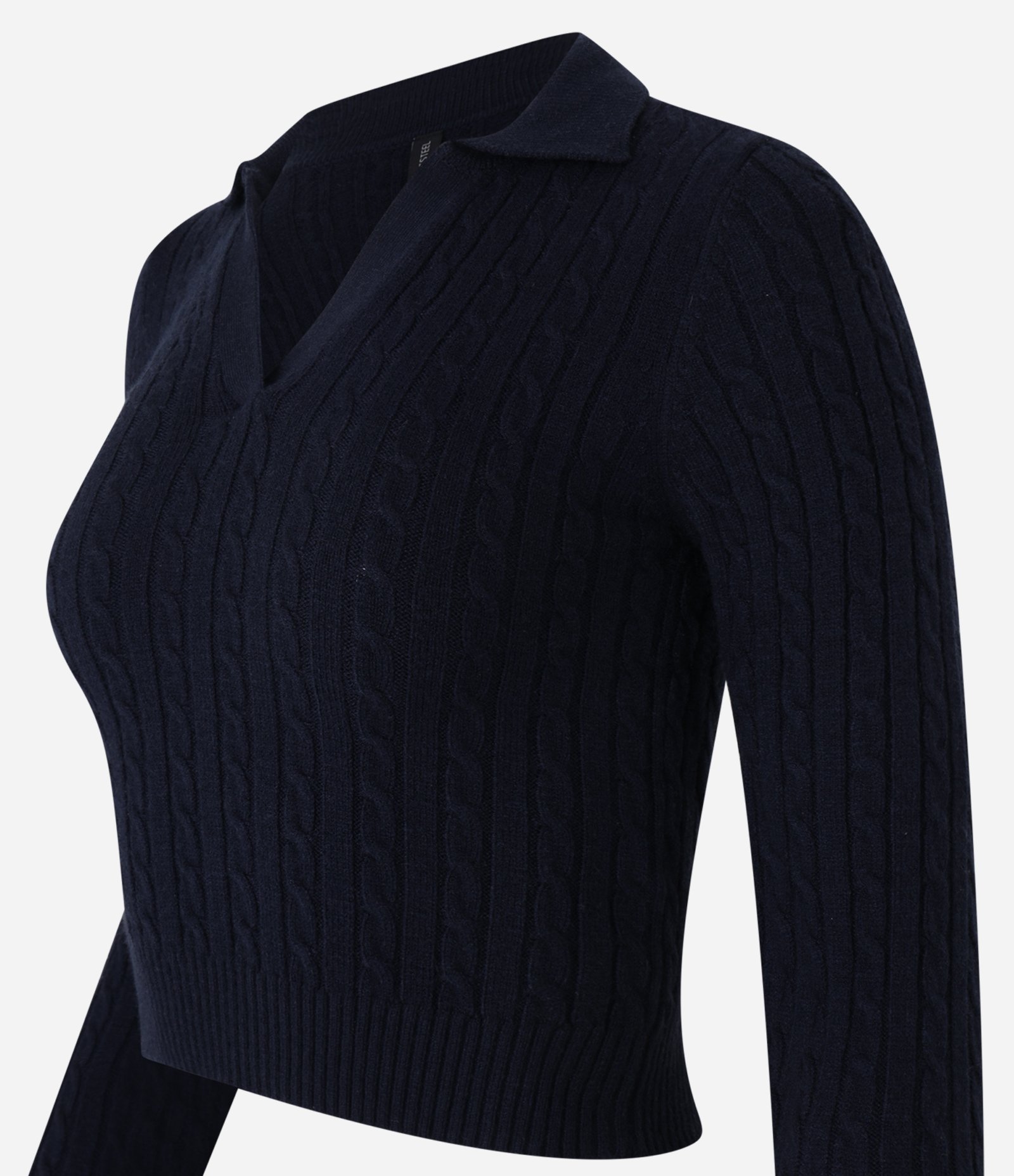 Blusa em Tricô com Textura Trançada e com Gola Polo 5