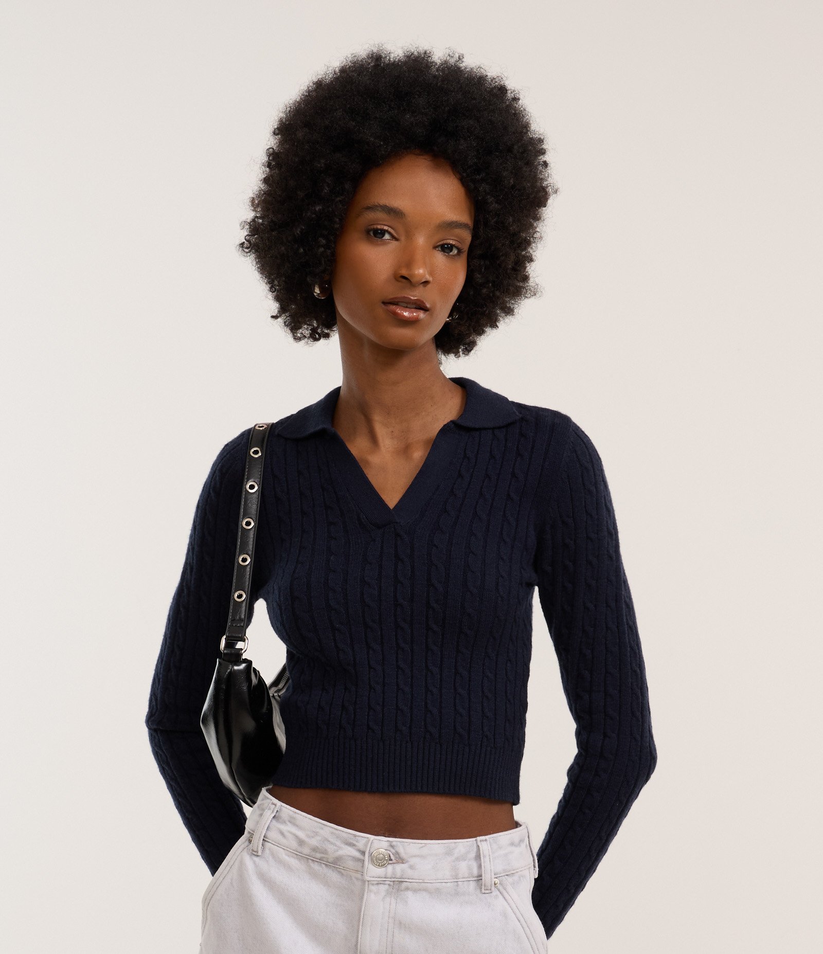 Blusa em Tricô com Textura Trançada e com Gola Polo 1