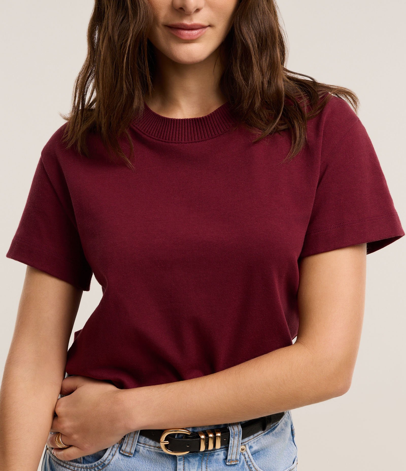 Camiseta em Algodão com Gola Redonda Bordô 4