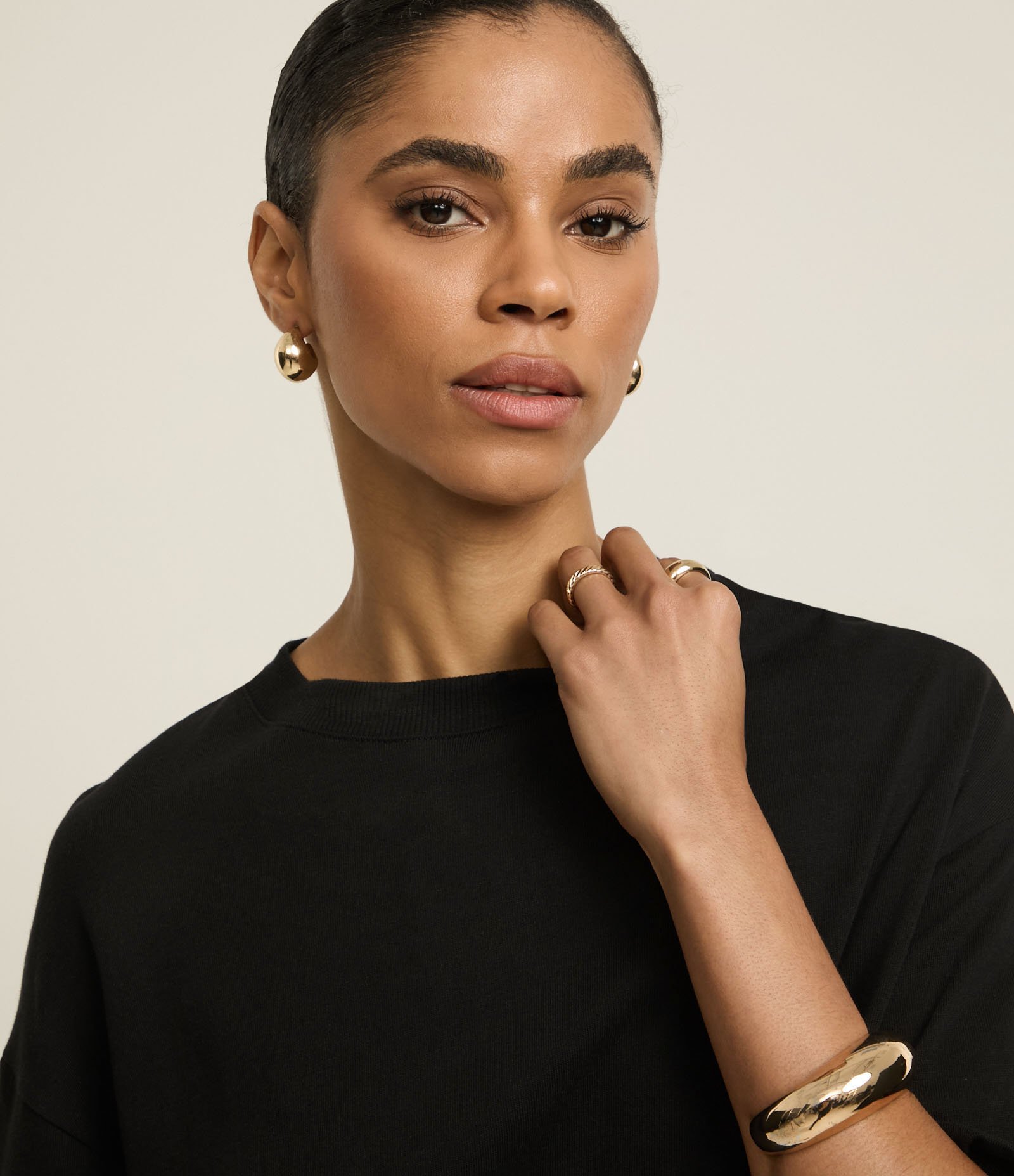 Blusa Oversized Básica em Malhão com Manga Curta Preto 4