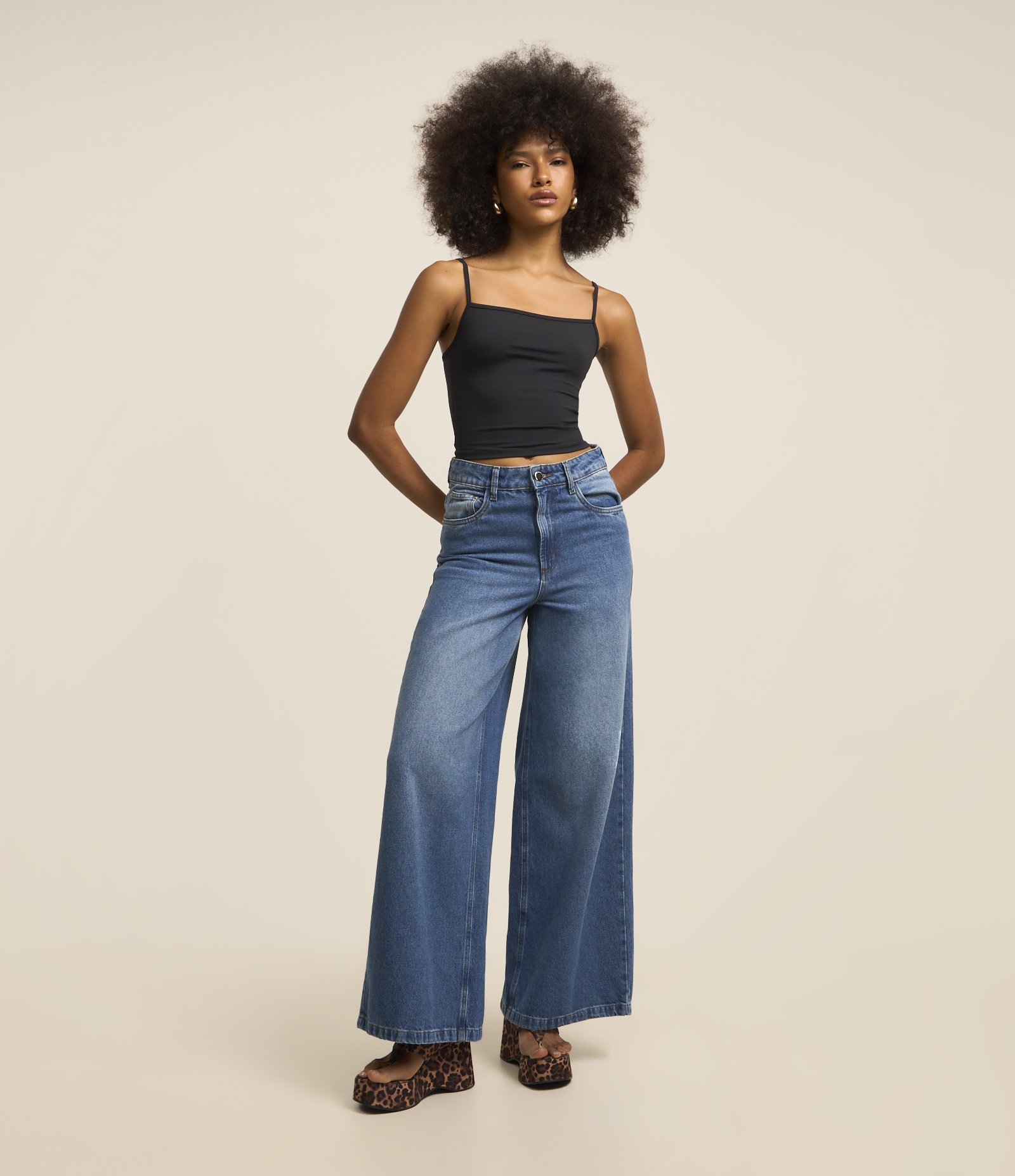 Calça Balloon em Jeans com Bolsinhos Azul 1
