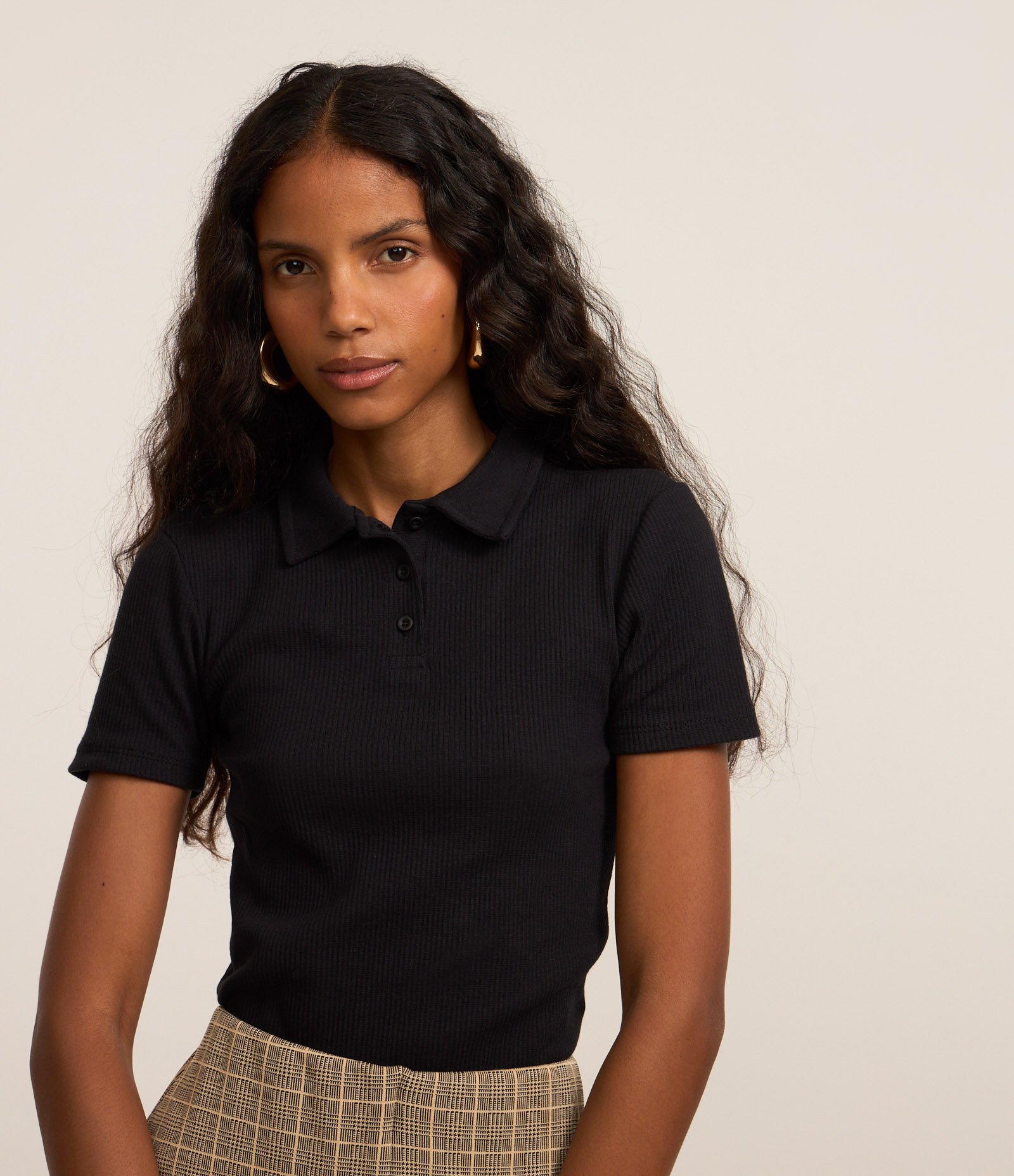 Blusa Básica em Ribana com Gola Polo Preto 1