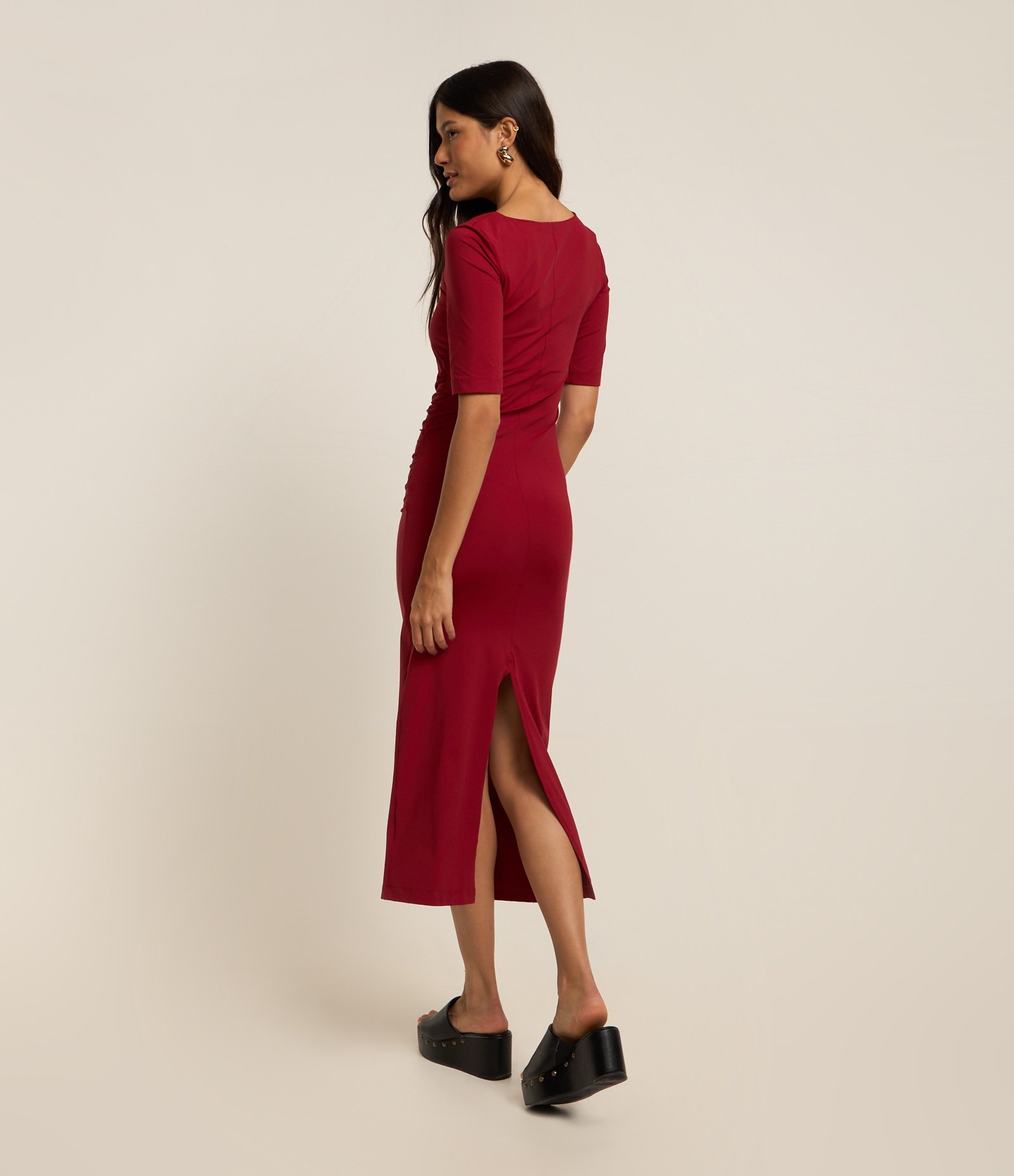 Vestido New Midi em Microfibra com Fenda 1