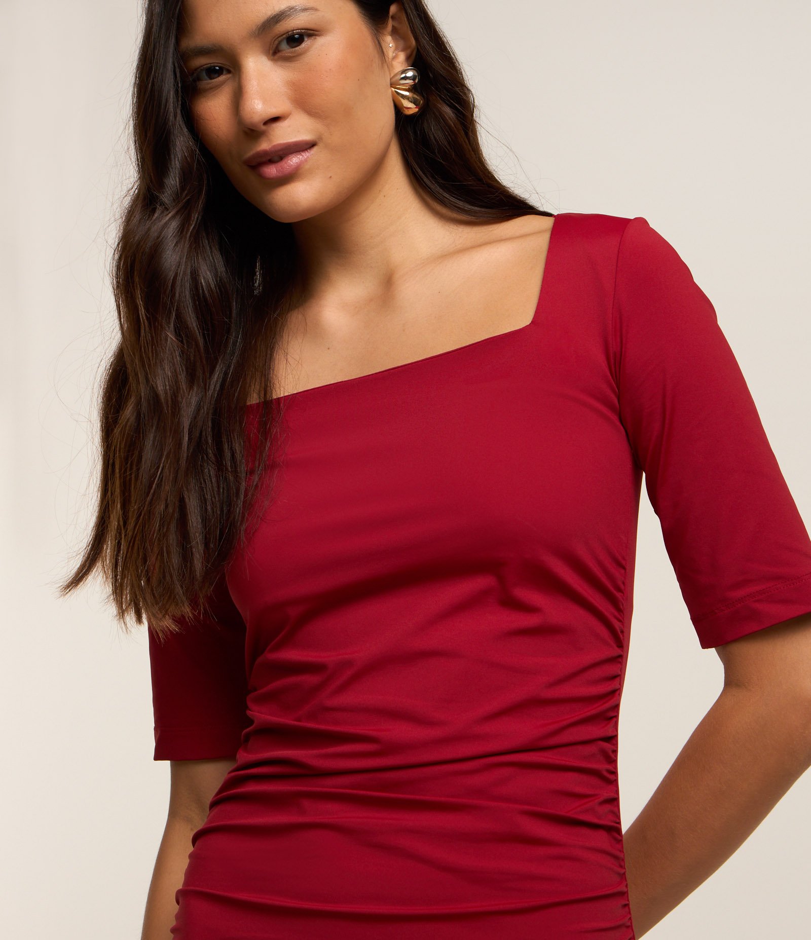 Vestido New Midi em Microfibra com Fenda 3