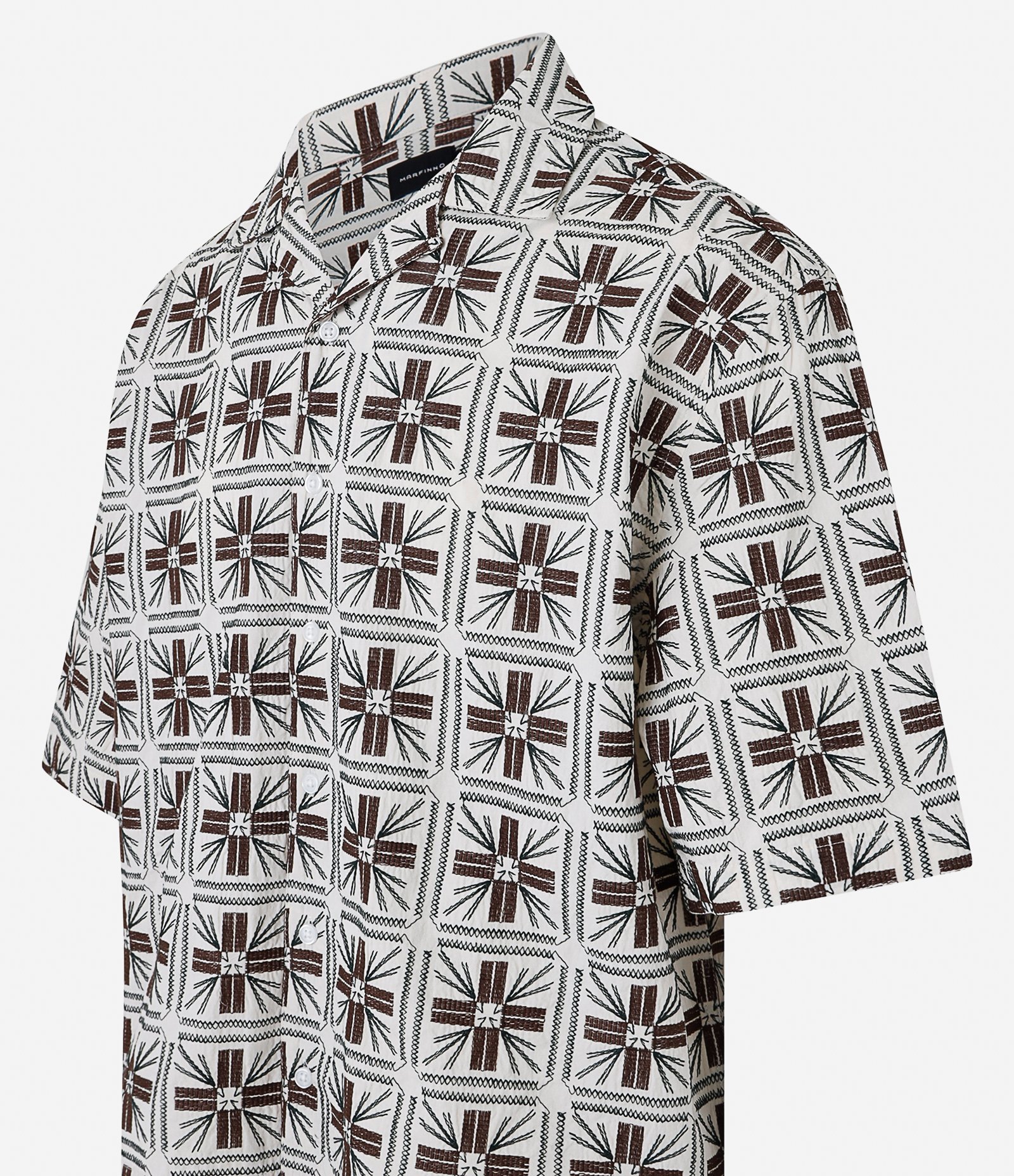 Camisa Texturizada com Bordados Geométricos Cinza 11