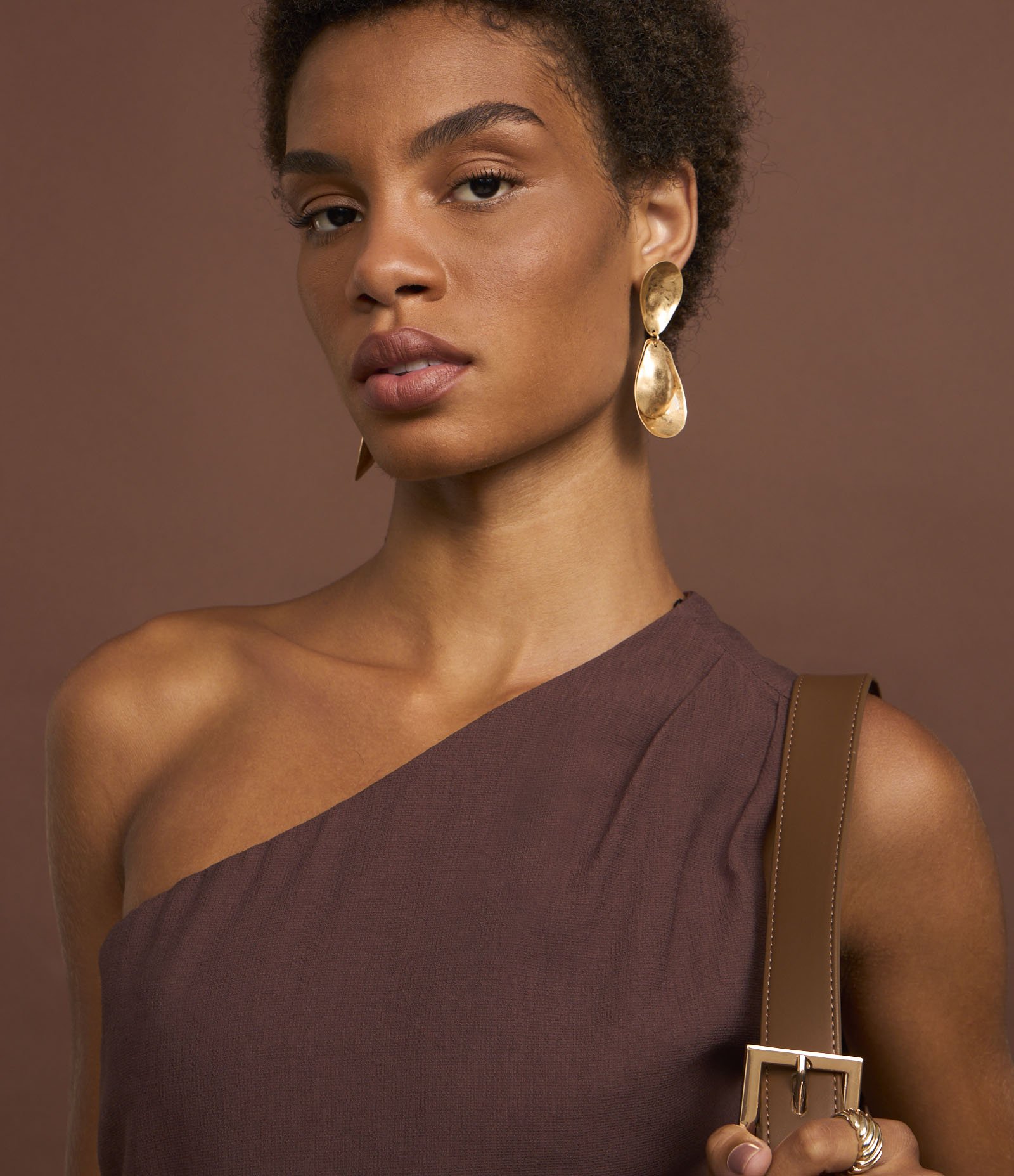 Blusa Alfaiatada Ombro Só em Viscose com Regulador Lateral 3