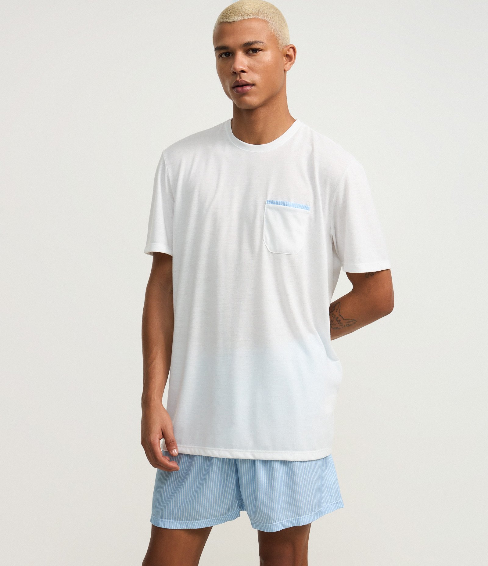 Pijama Curto em Poliviscose com Listras Azul/ Branco 3