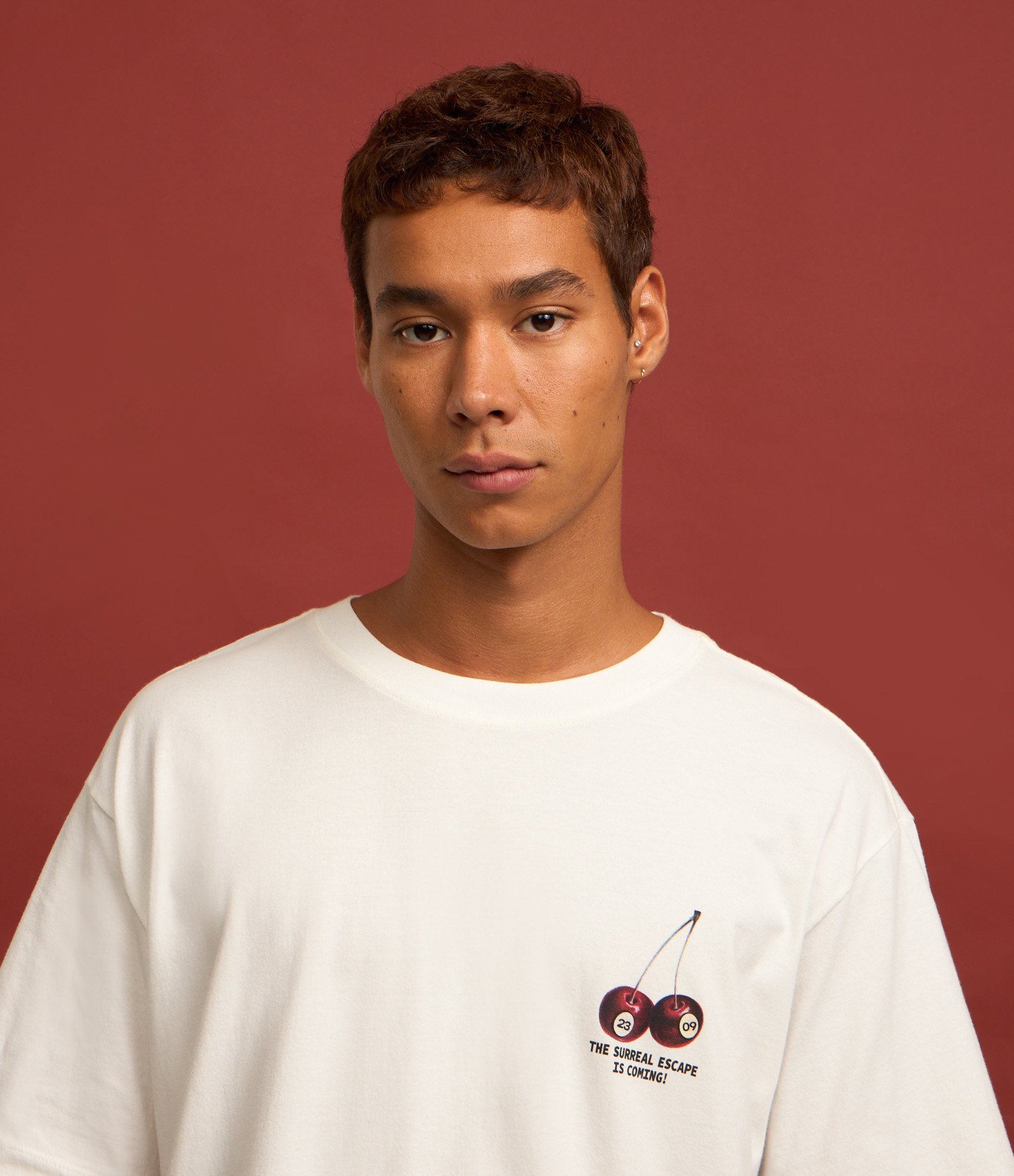 Camiseta Boxy Algodão com Estampa de Cereja Branco 4