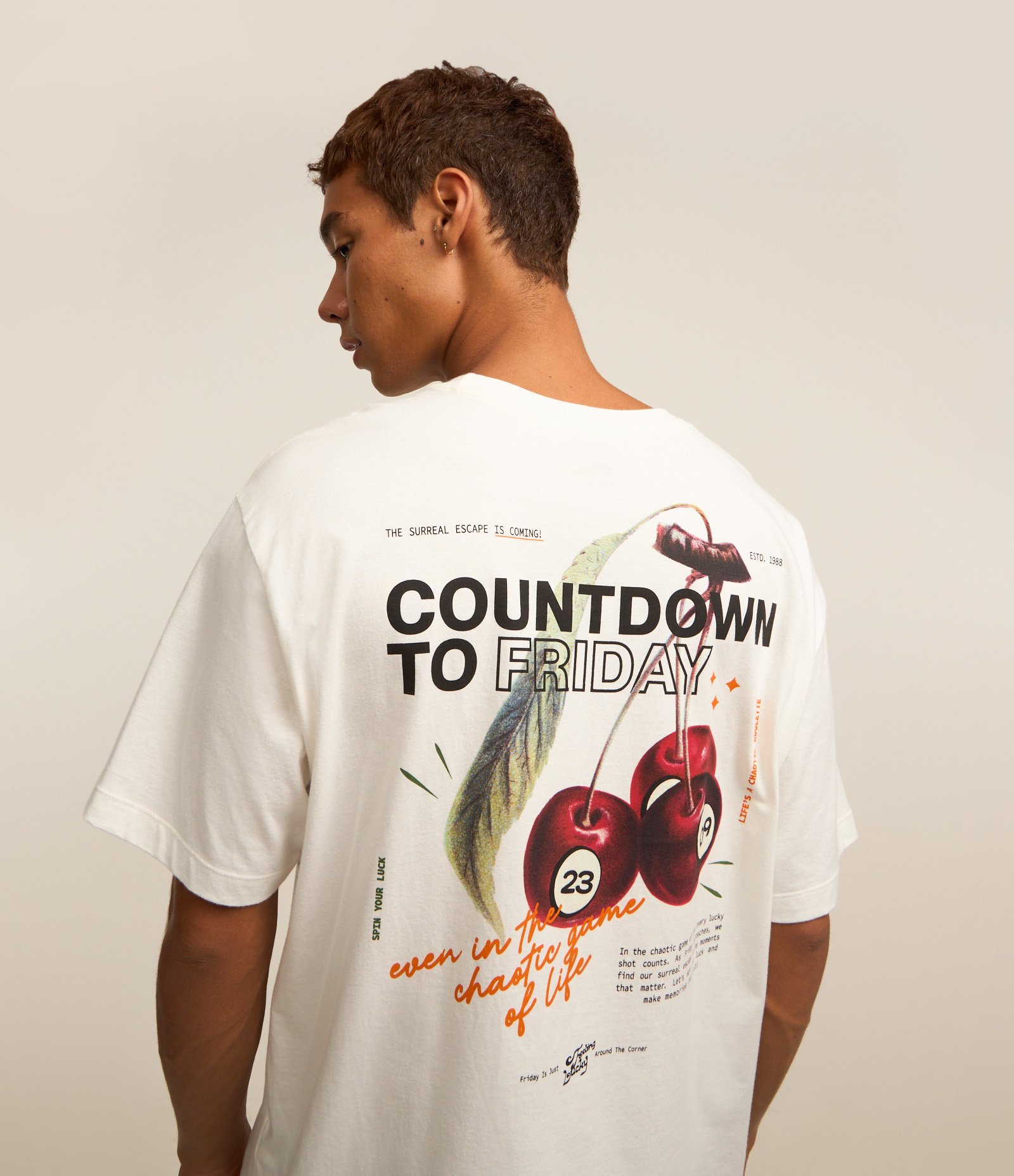 Camiseta Boxy Algodão com Estampa de Cereja Branco 1