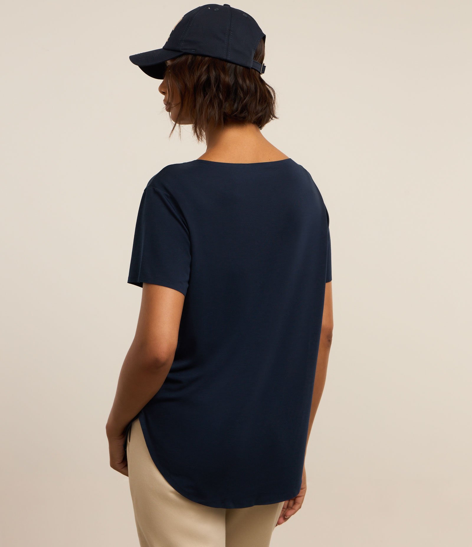 Camiseta Oversized Esportiva em Microfibra com Barra Arredondada Azul Marinho 3