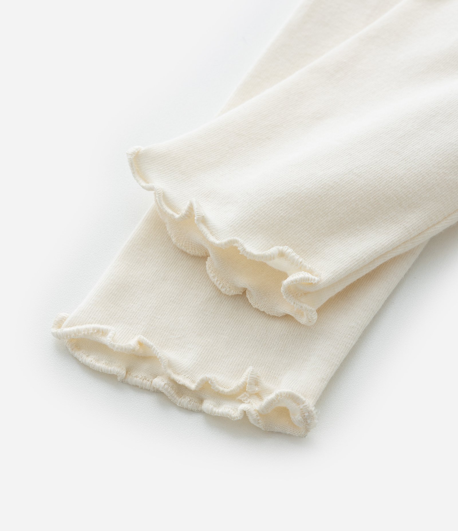 Conjunto Infantil com Estampa Florzinhas - Tam 0 a 18 meses Bege/Preto 11