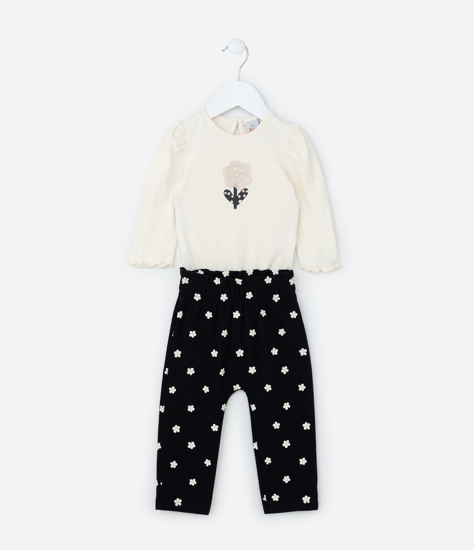 Conjunto Infantil com Estampa Florzinhas - Tam 0 a 18 meses Bege/Preto 2