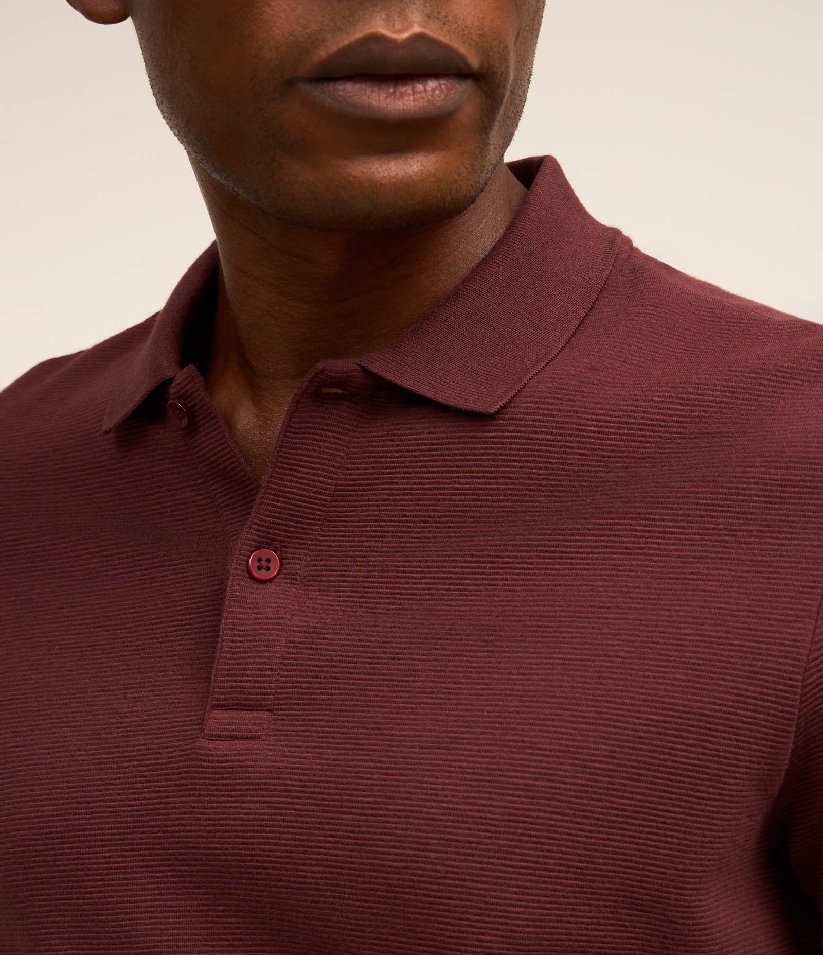 Camisa Polo Slim com Botões e Textura Canelada Marrom 3
