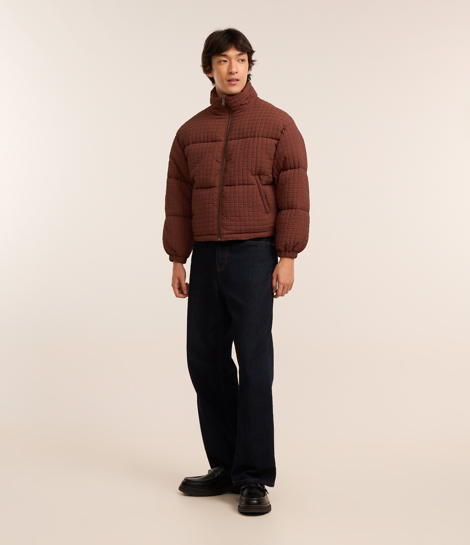 Jaqueta Boxy em Poliamida Com Texturizas Quadriculada Marrom 2