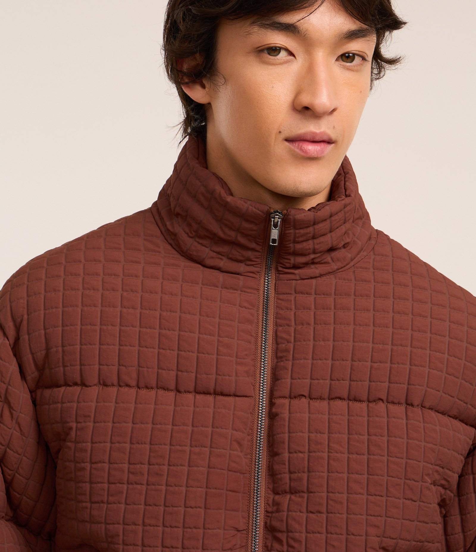 Jaqueta Boxy em Poliamida Com Texturizas Quadriculada Marrom 3