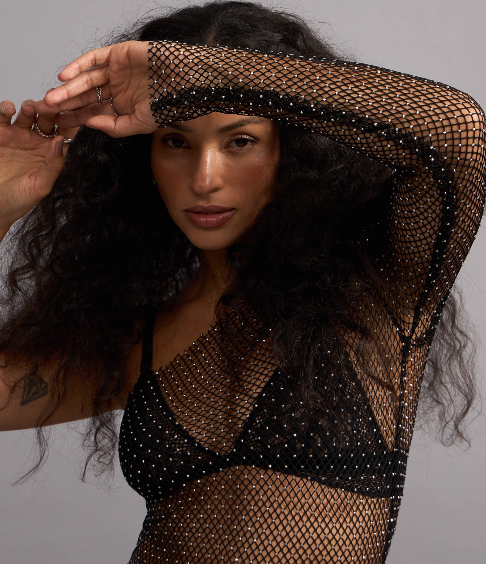 Vestido Ombro Só em Malha Mesh com Fio Metalizado Preto 6