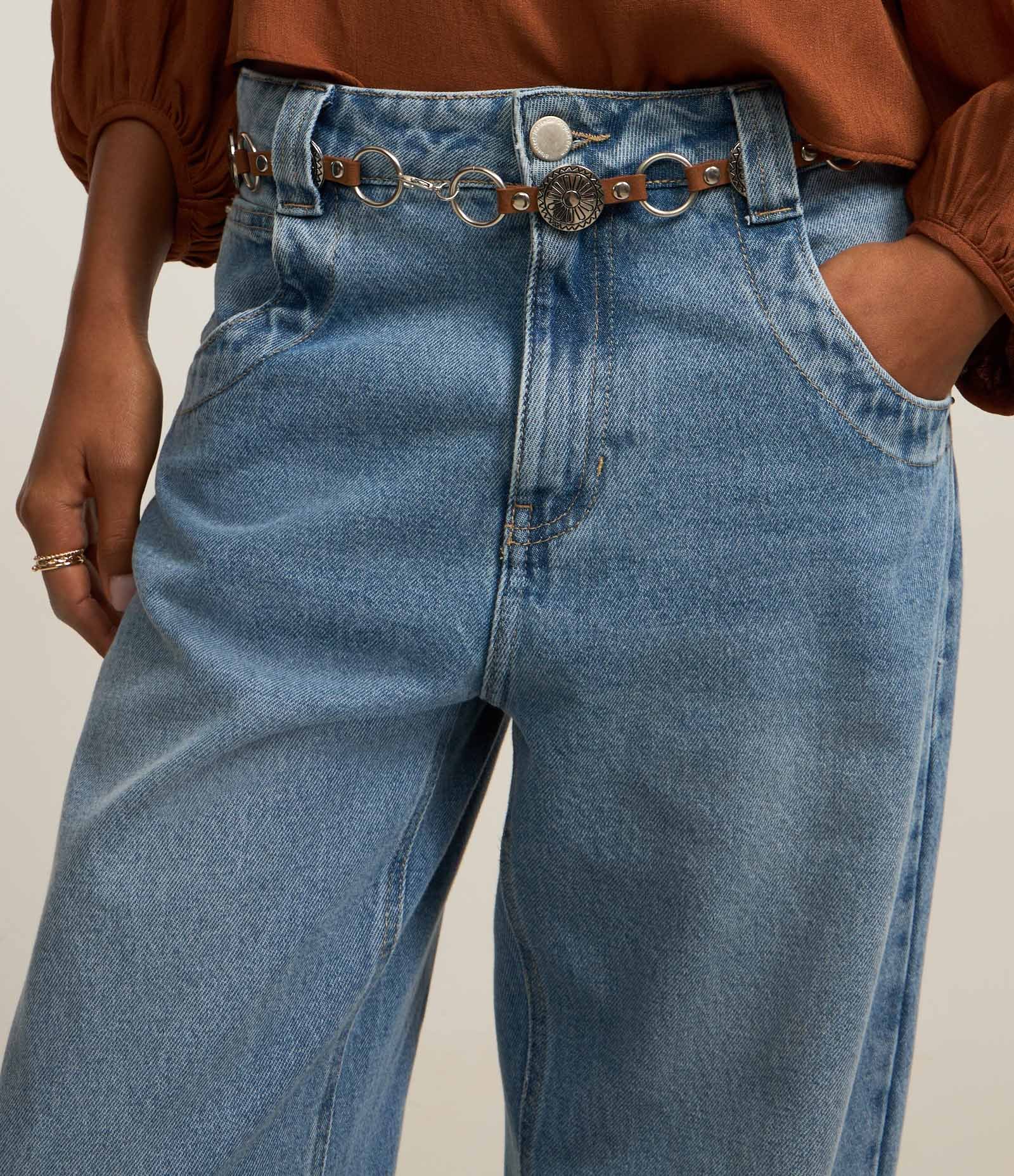 Cinto Estreito em Metal com Medalhas e Discos Prata 1