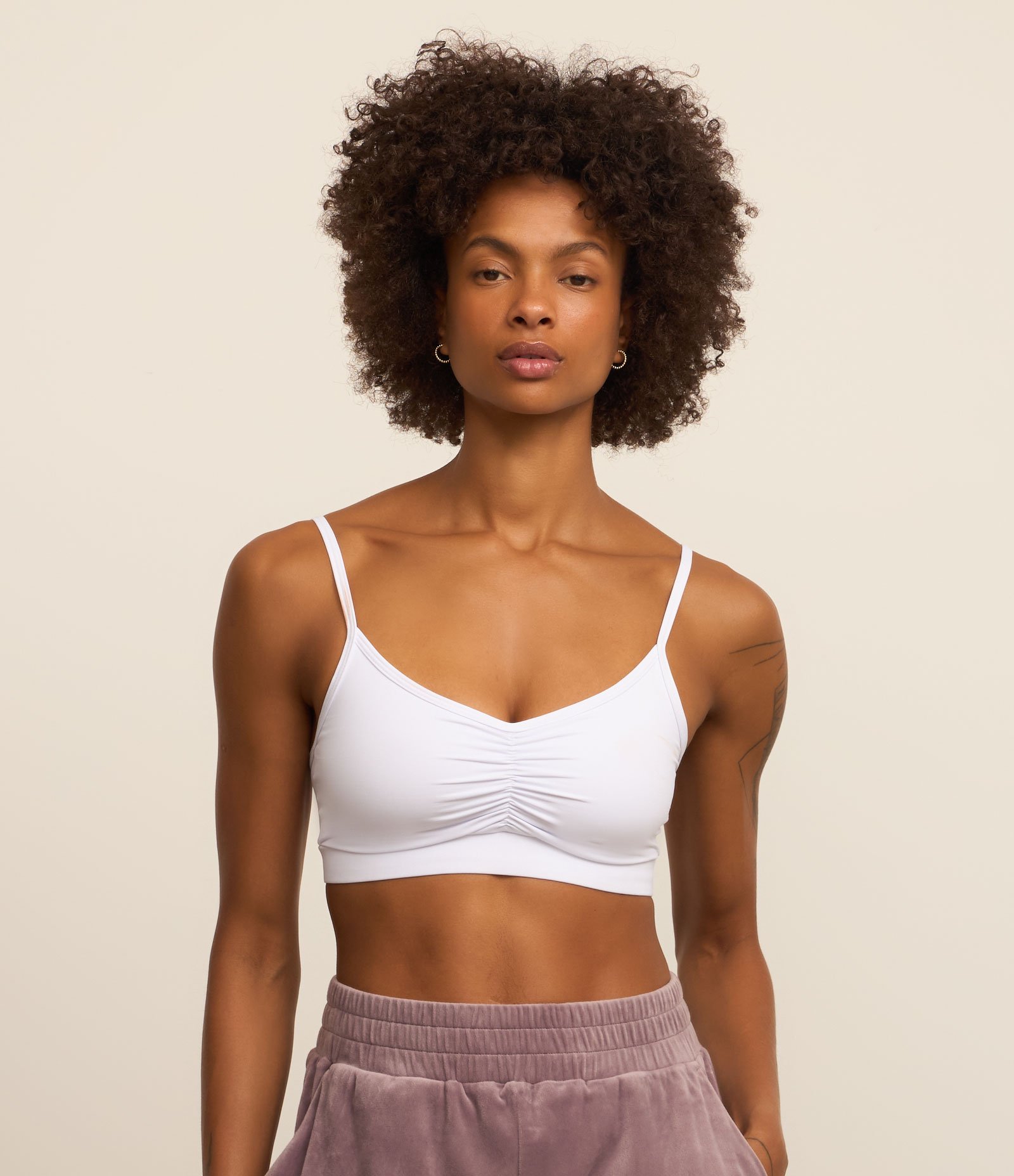 Top Esportivo em Microfibra Leve com Franzido Frontal 2