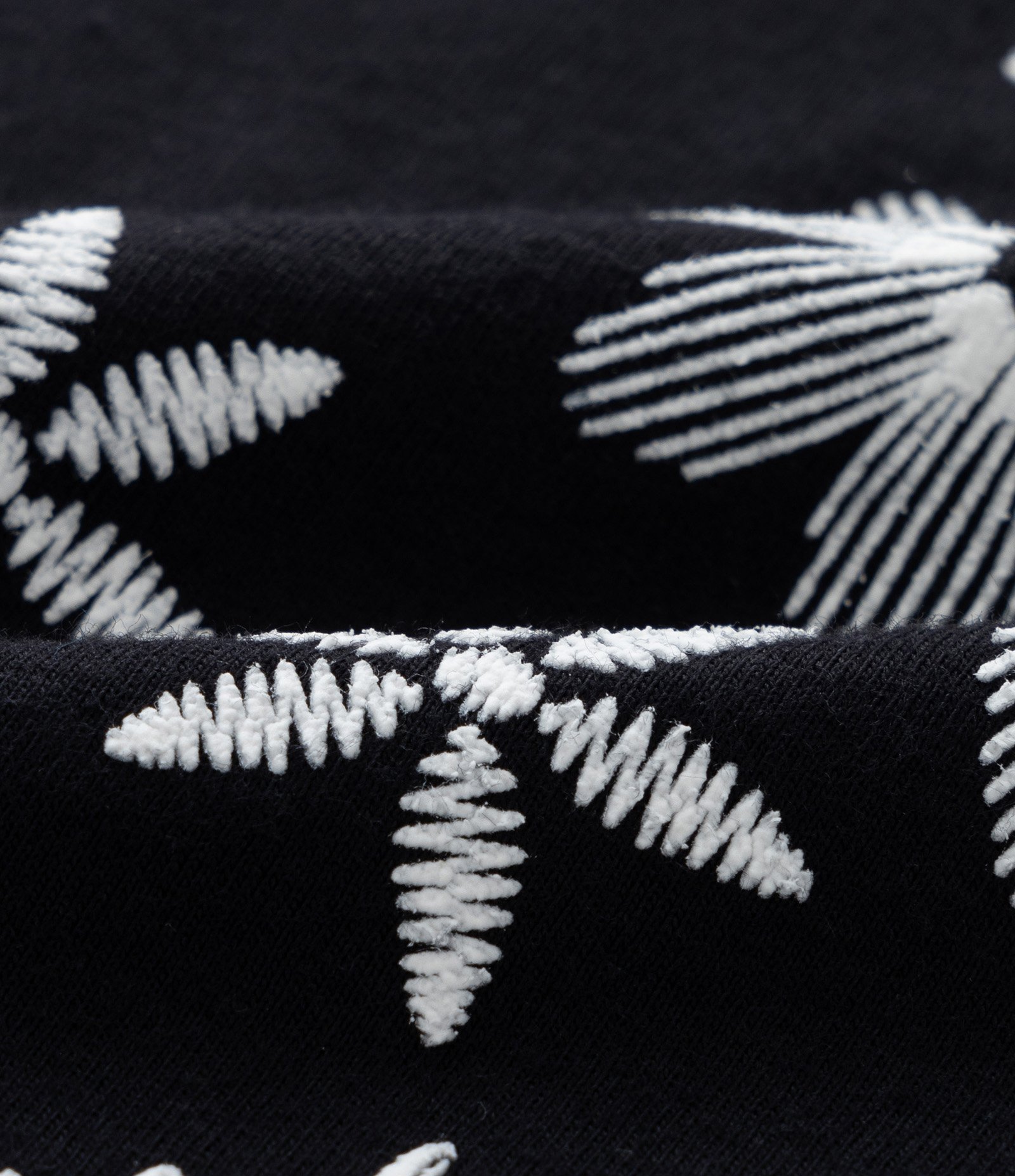 Camiseta Infantil com Estampa Floral - Tam 5 a 14 Anos Preto 3