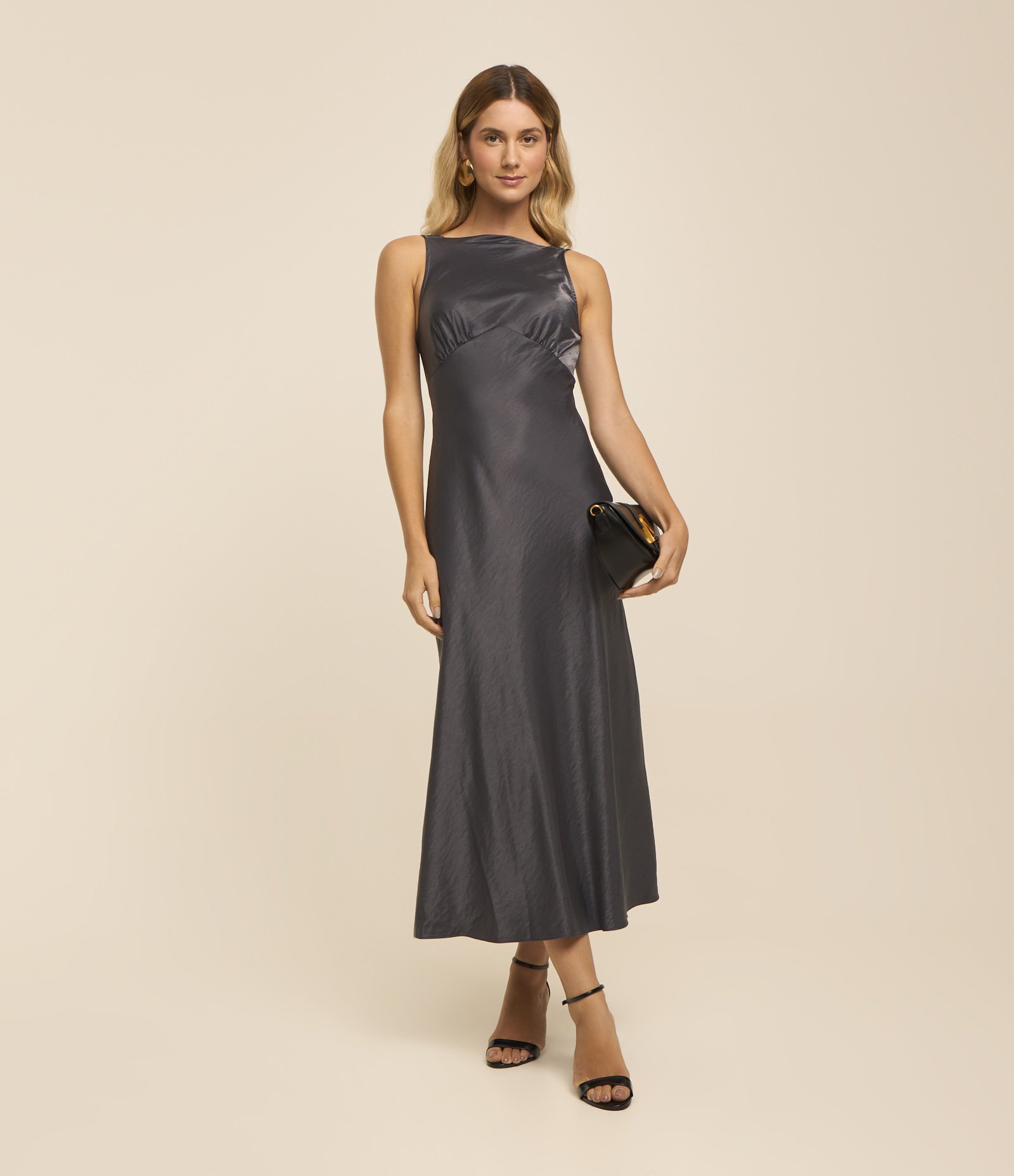 Vestido Midi em Cetim com Decote nas Costas Cinza 1
