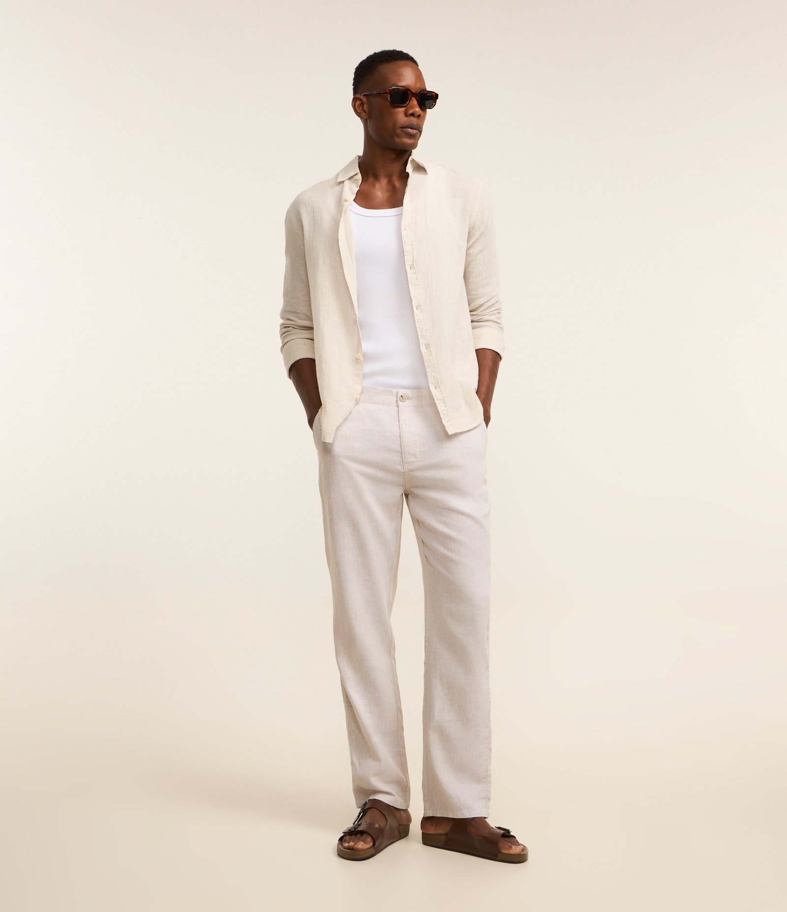 Calça Reta em Linho de Alfaiataria Bege 1