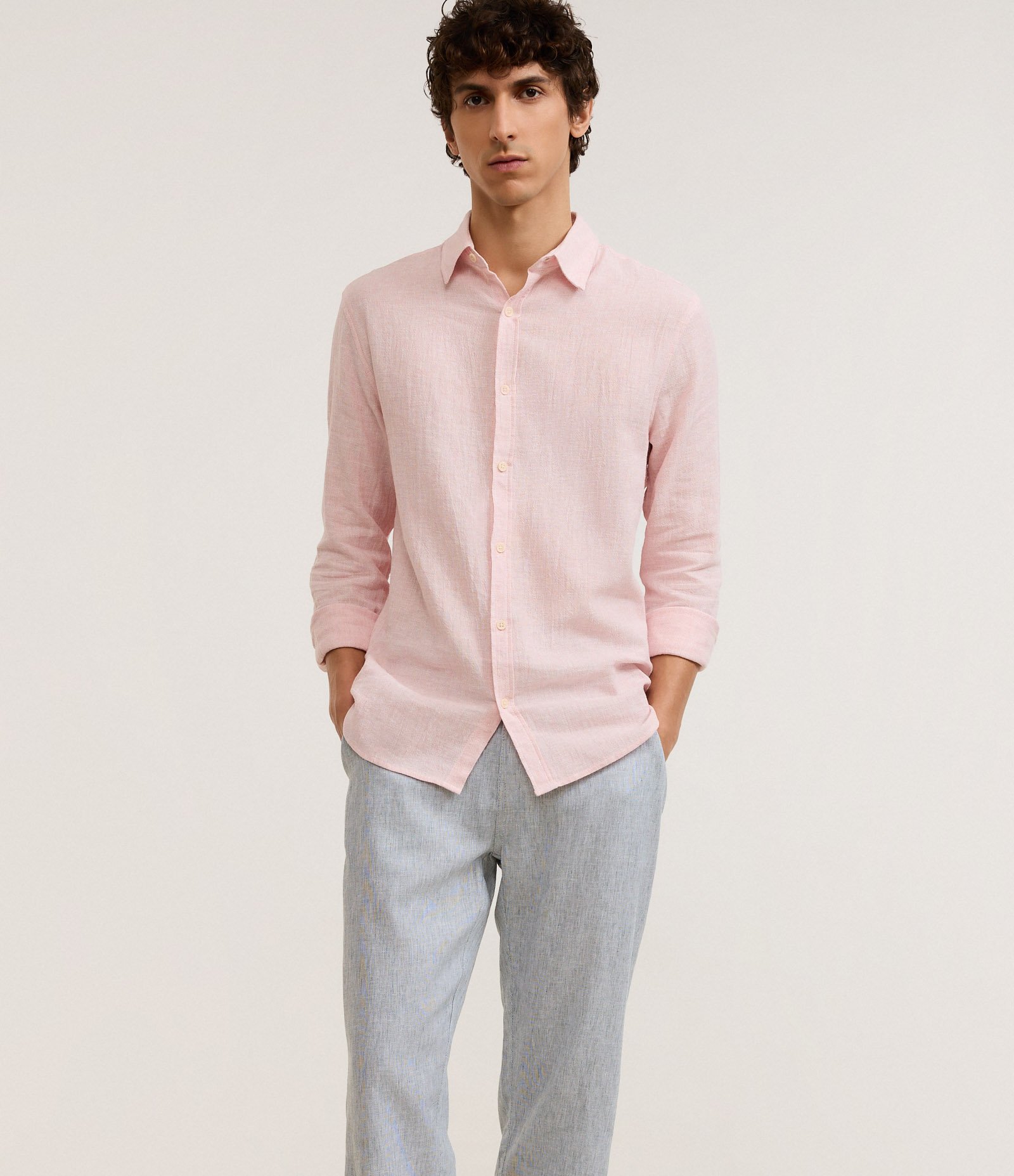 Calça Reta em Linho de Alfaiataria Verde Acinzentado 4