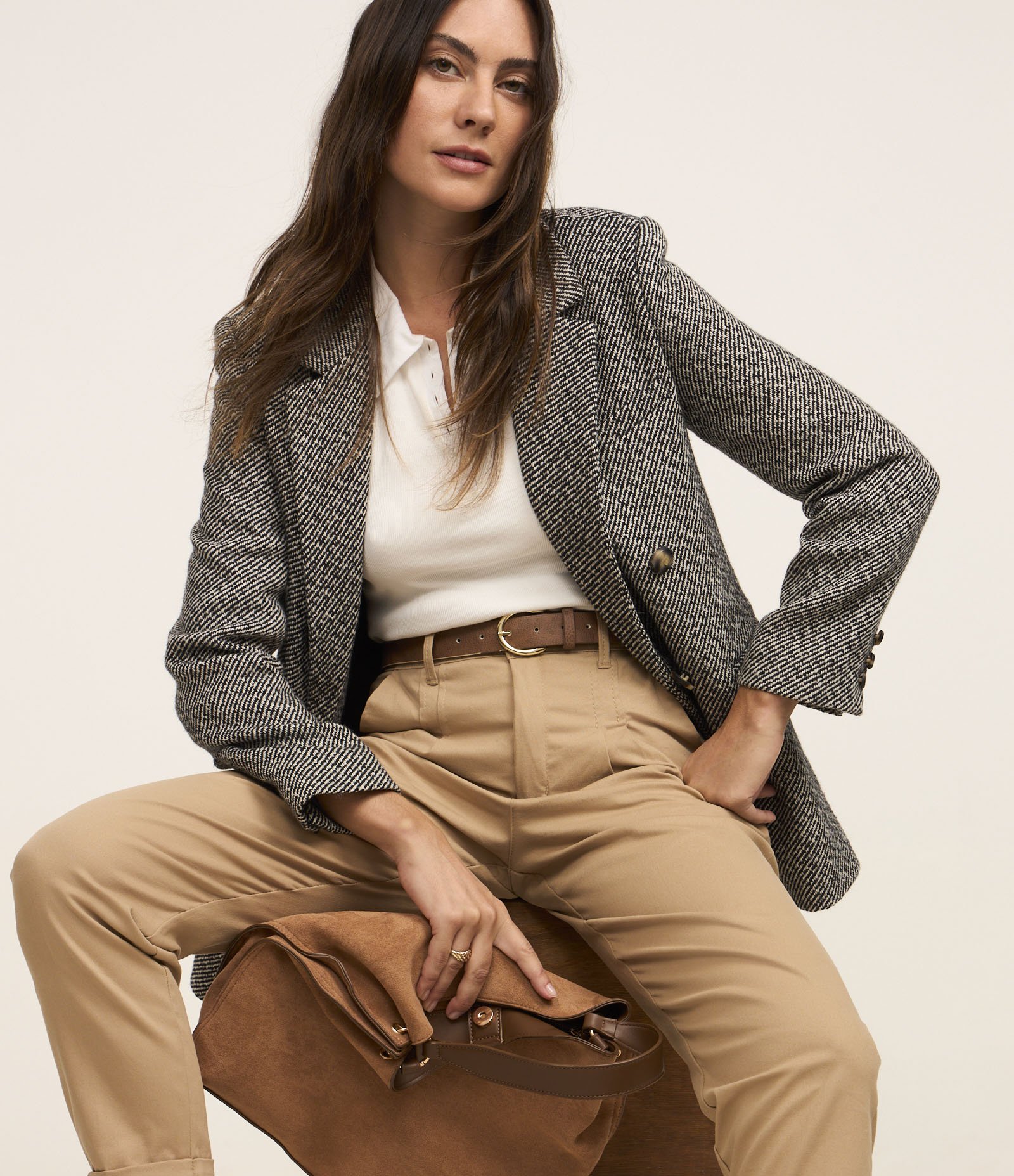 Calça Mom Jeans com Pregas Bege 6