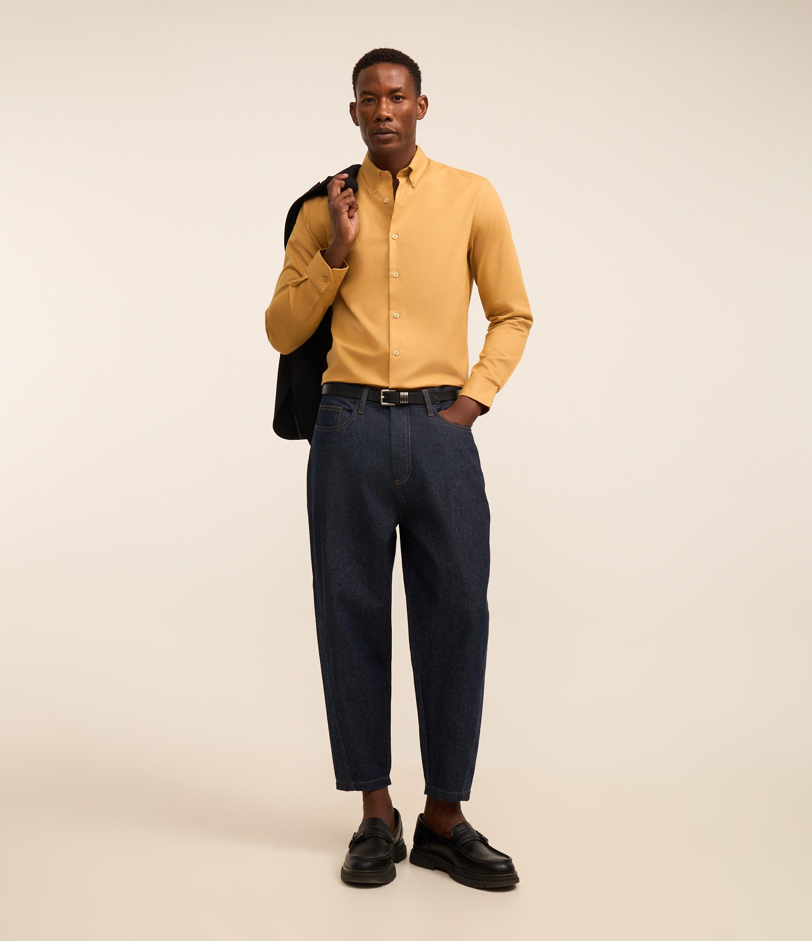 Camisa Regular Básica em Oxford Amarelo 2