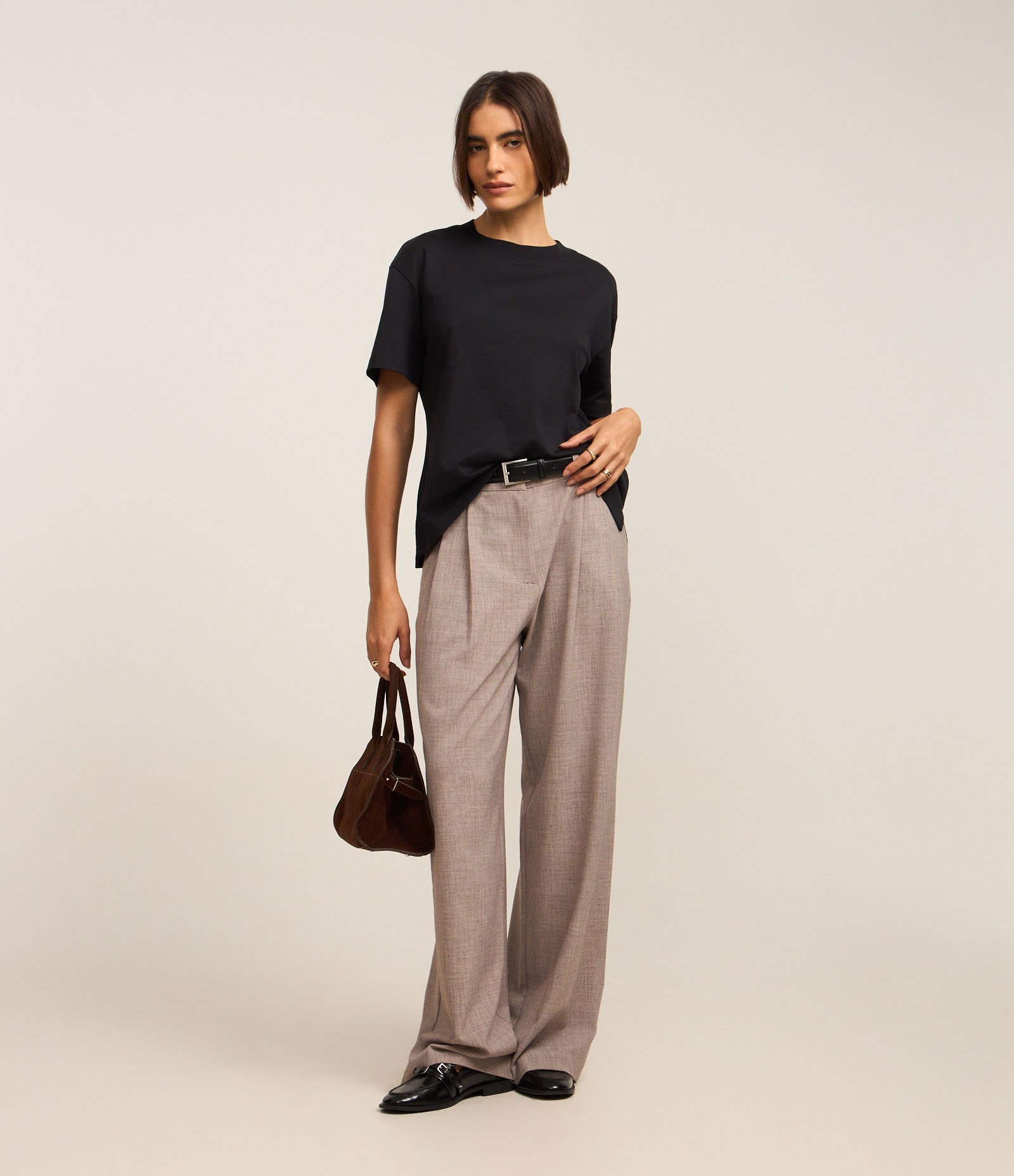 Blusa em Algodão Pima com Gola Redonda Preto 2