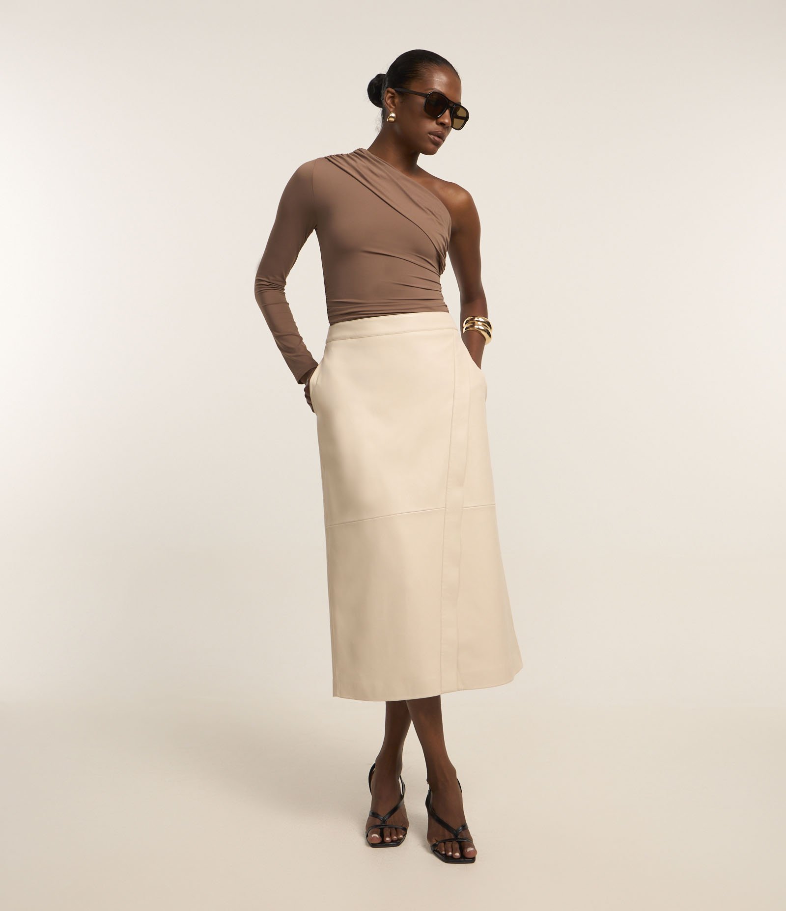 Body Ombro Só em Poliamida com Pregas 2