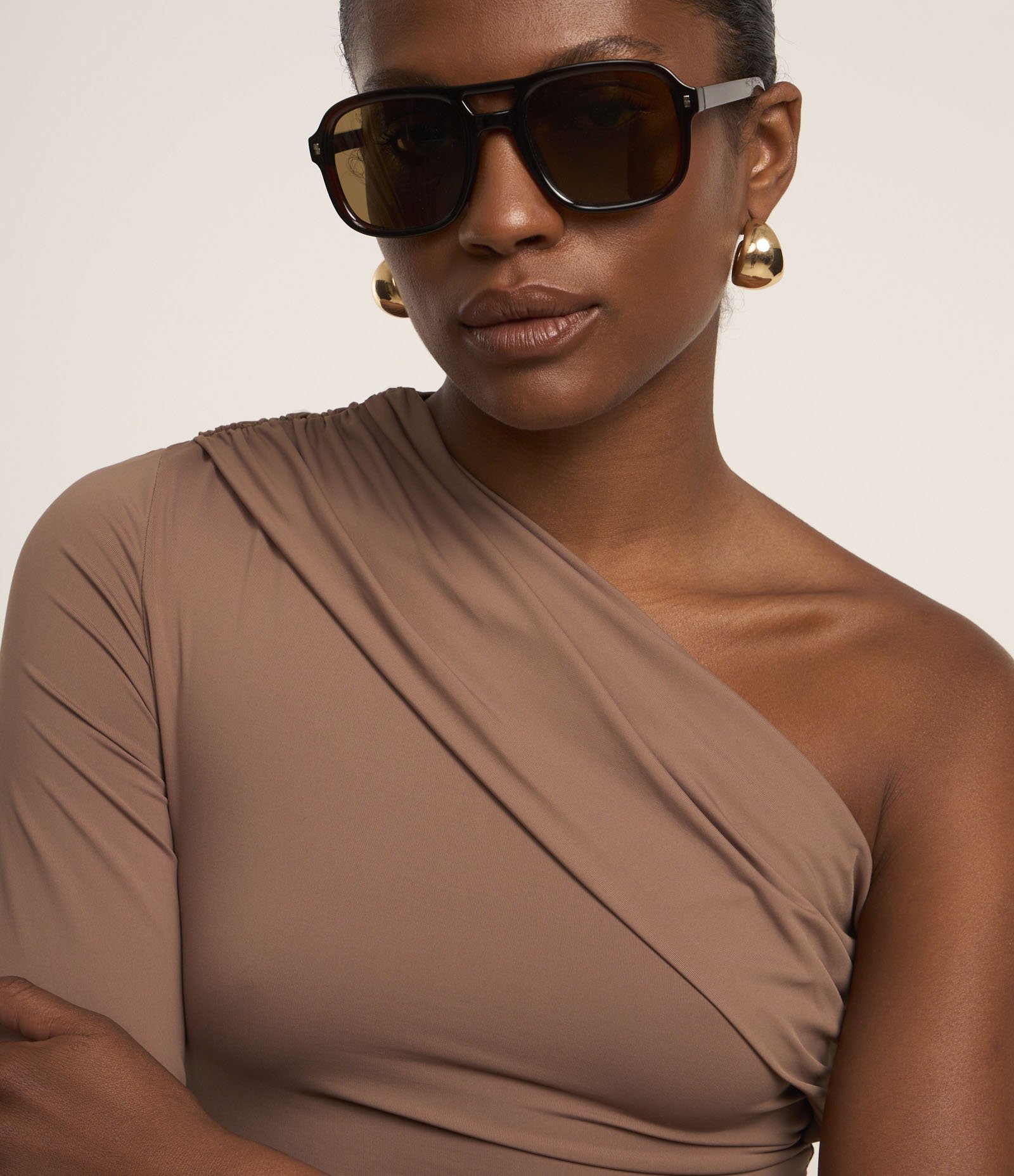 Body Ombro Só em Poliamida com Pregas 3