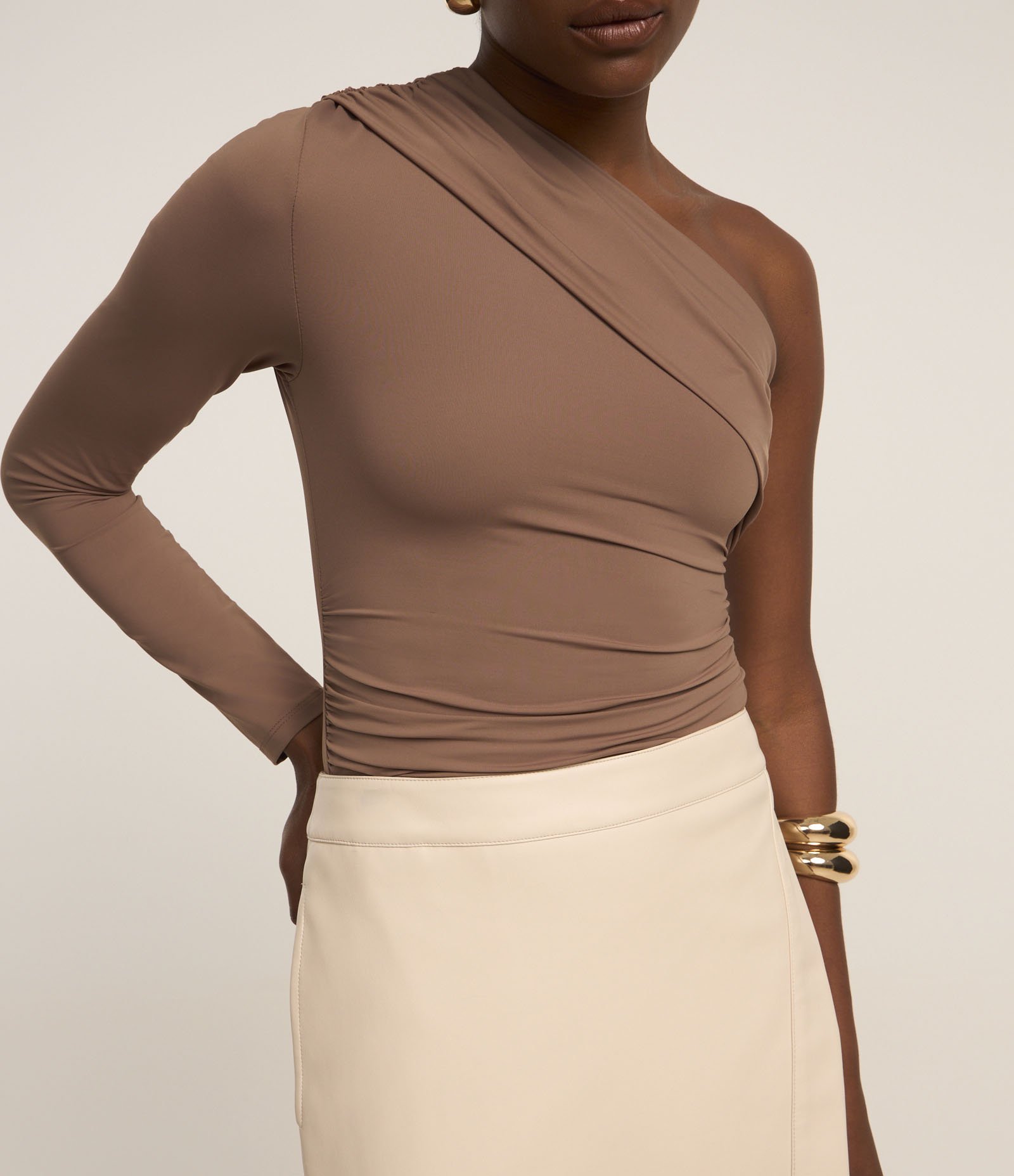 Body Ombro Só em Poliamida com Pregas 5