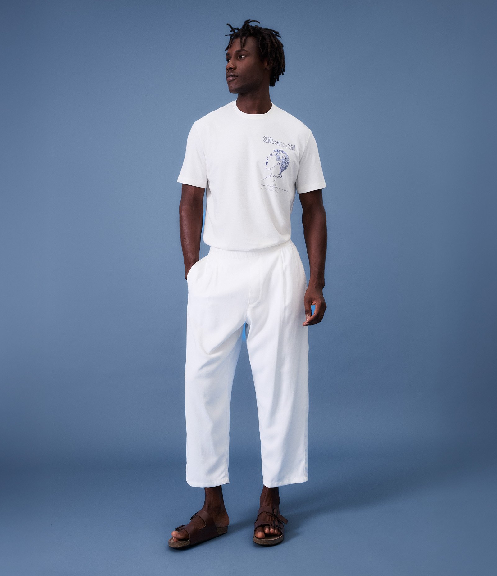 Camiseta em Algodão com Gilberto Gil Meu Caminho Branco 2