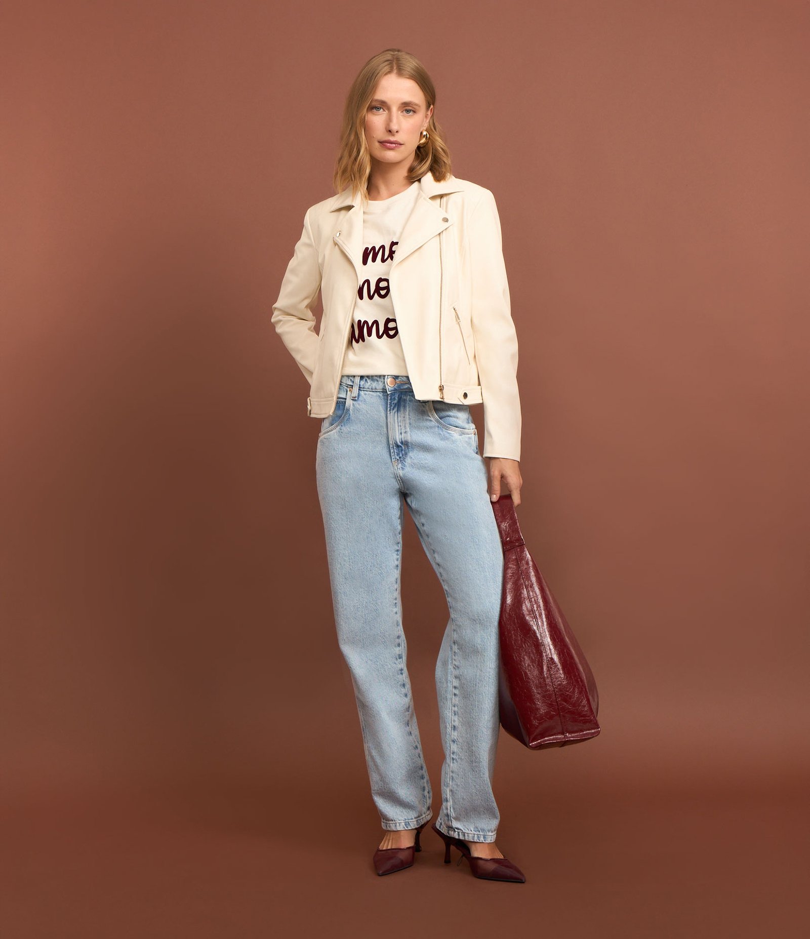 Camiseta Slim com Estampa Amor Amour Amore Branco 3